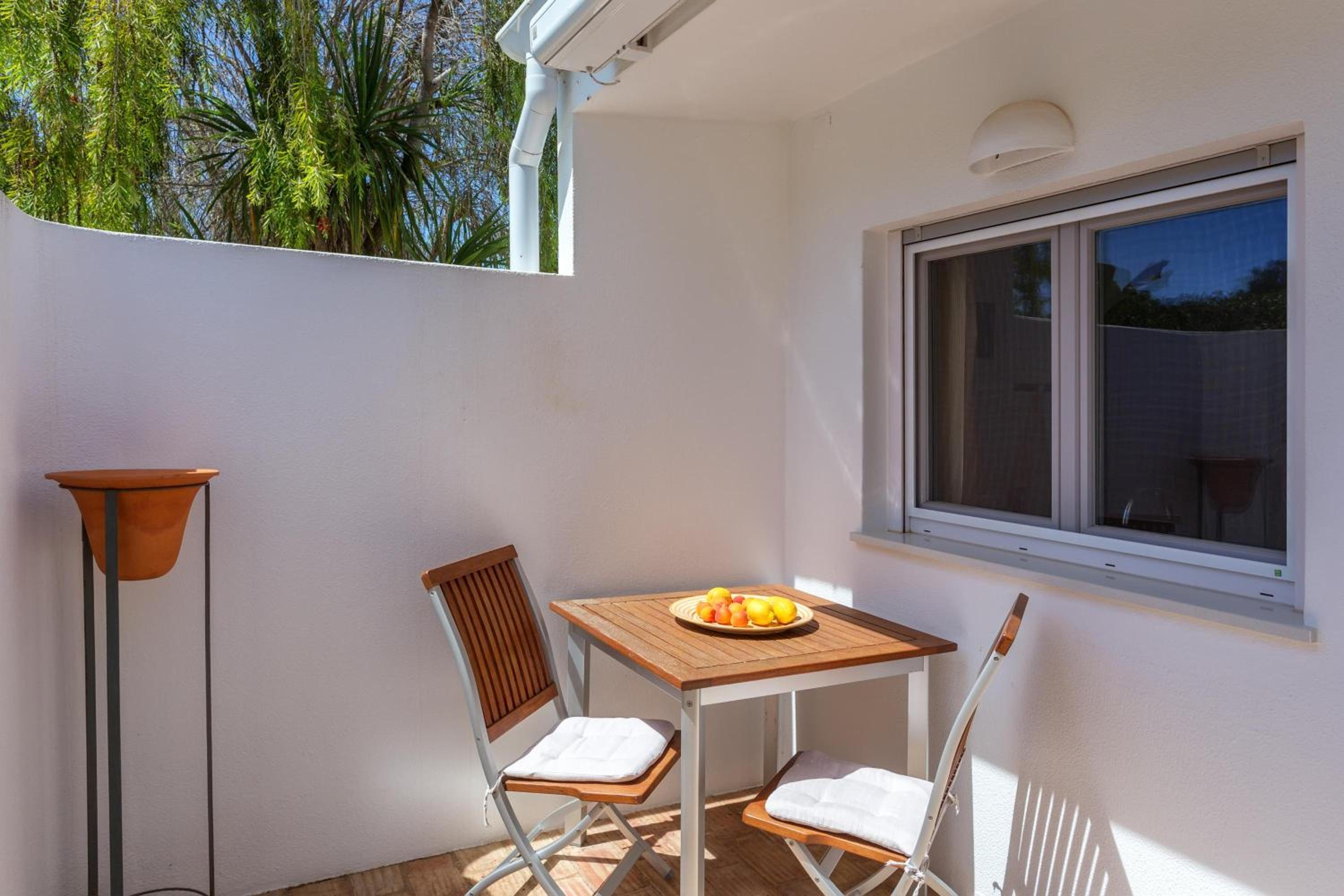 Villa with Garden View - Photo 2
