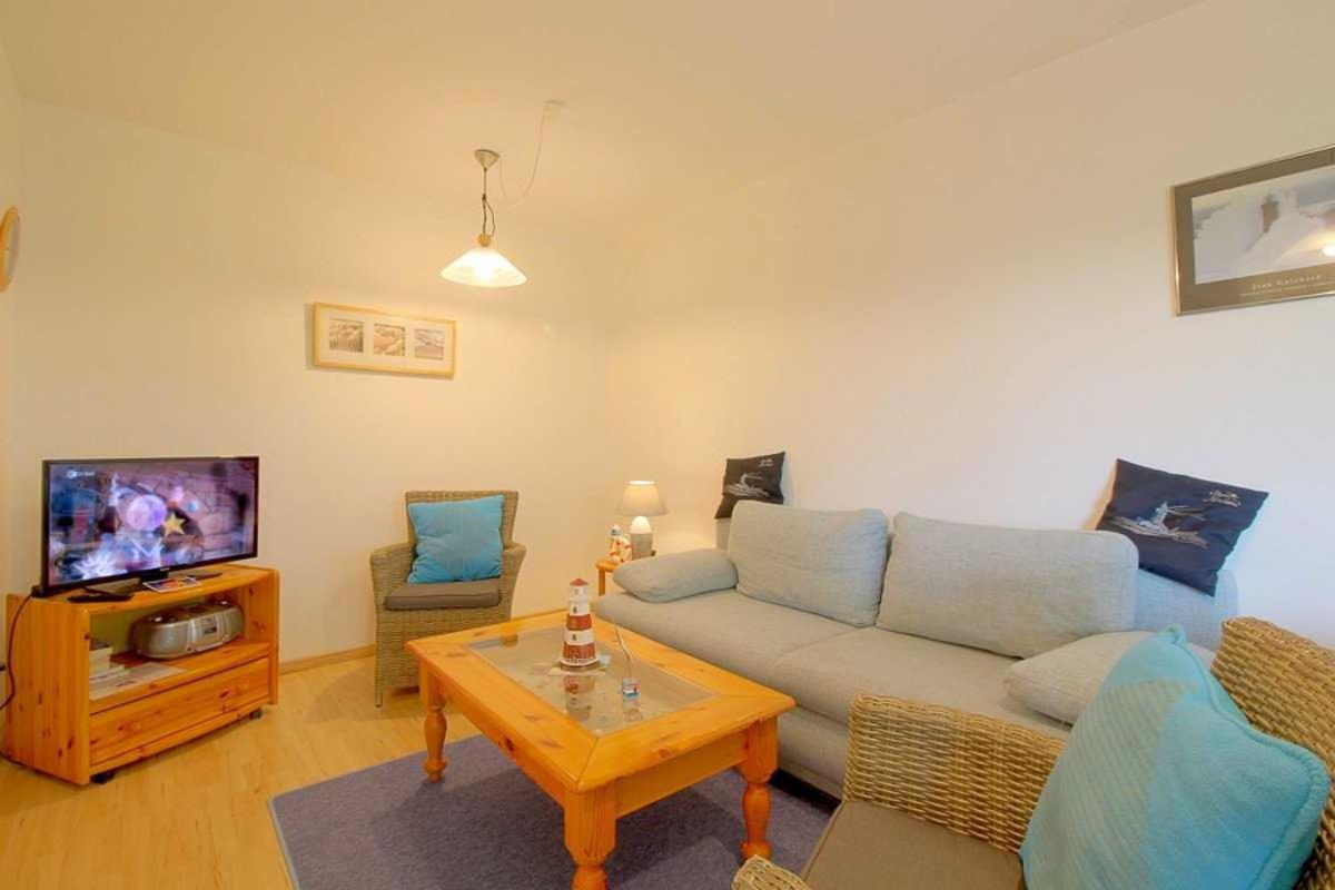 Apartment With Balcony photo 1