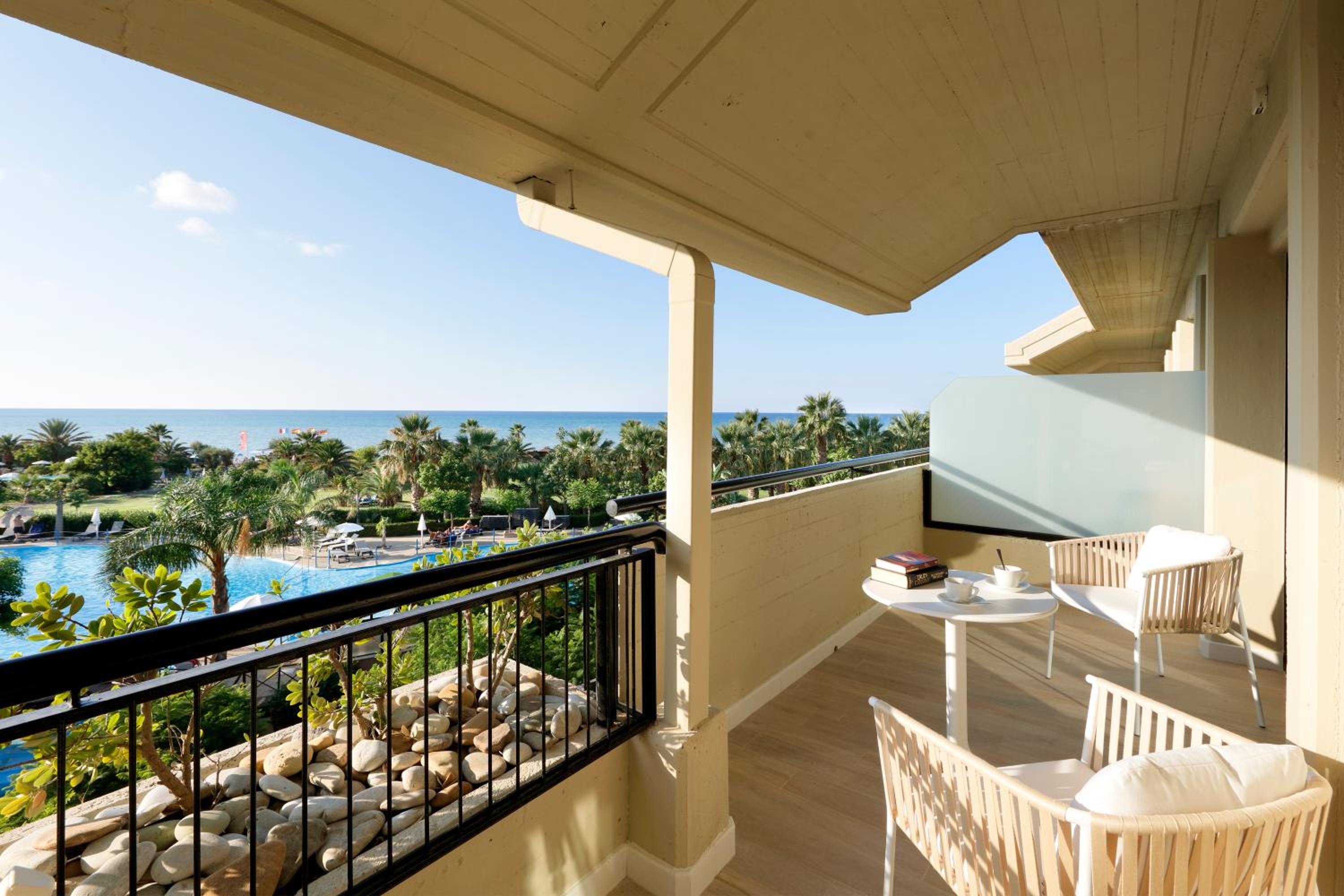 Suite with Sea View