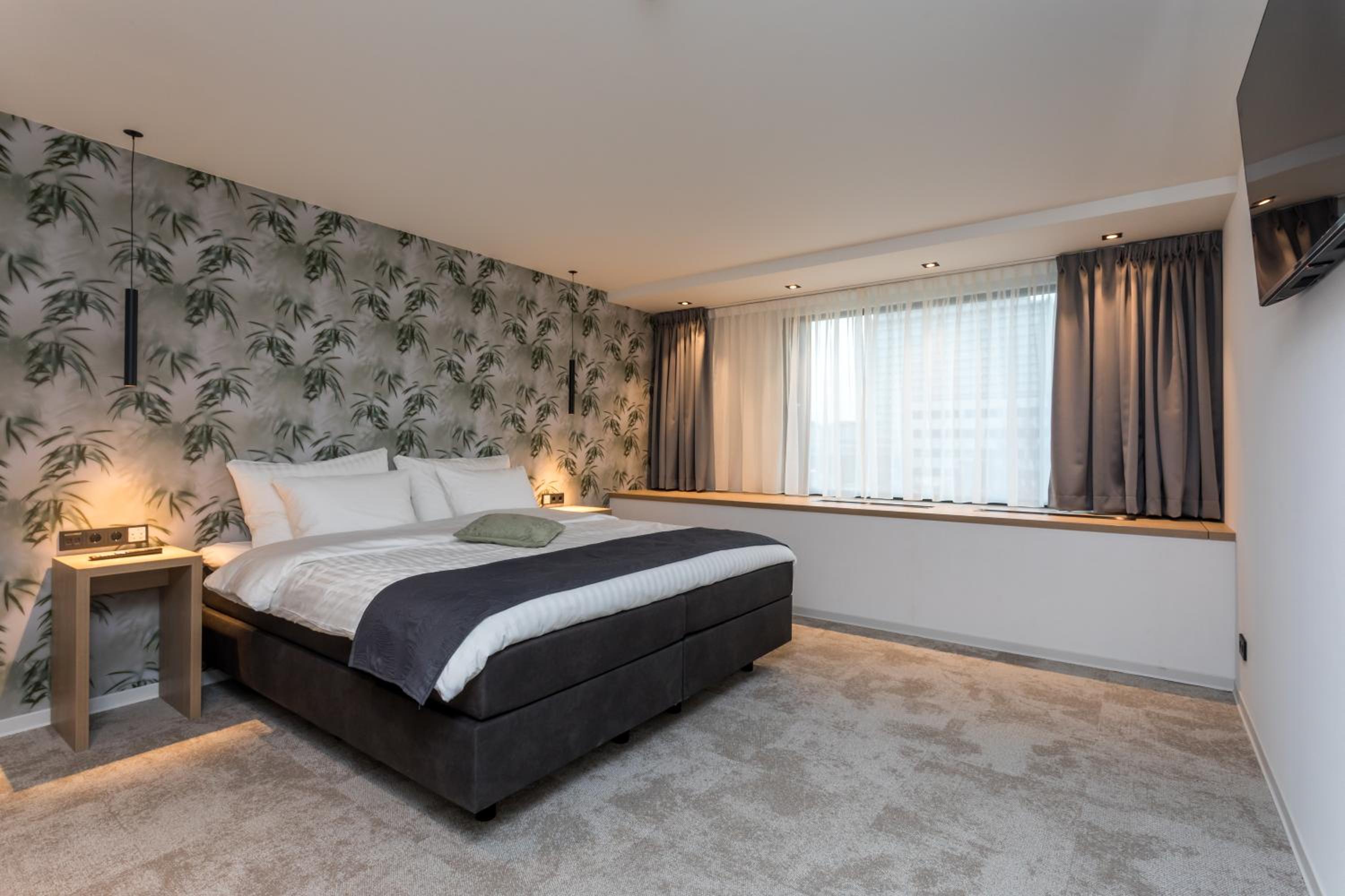 Suite with Sauna