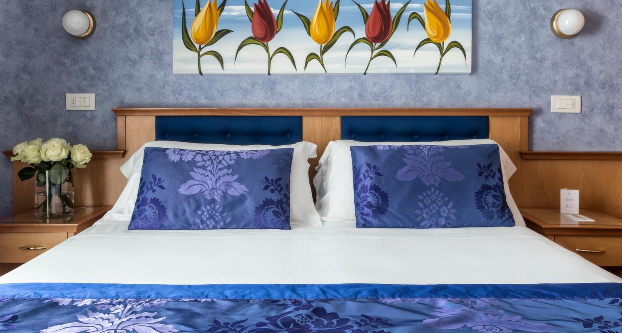 Classic Double or Twin Room - Photo 1