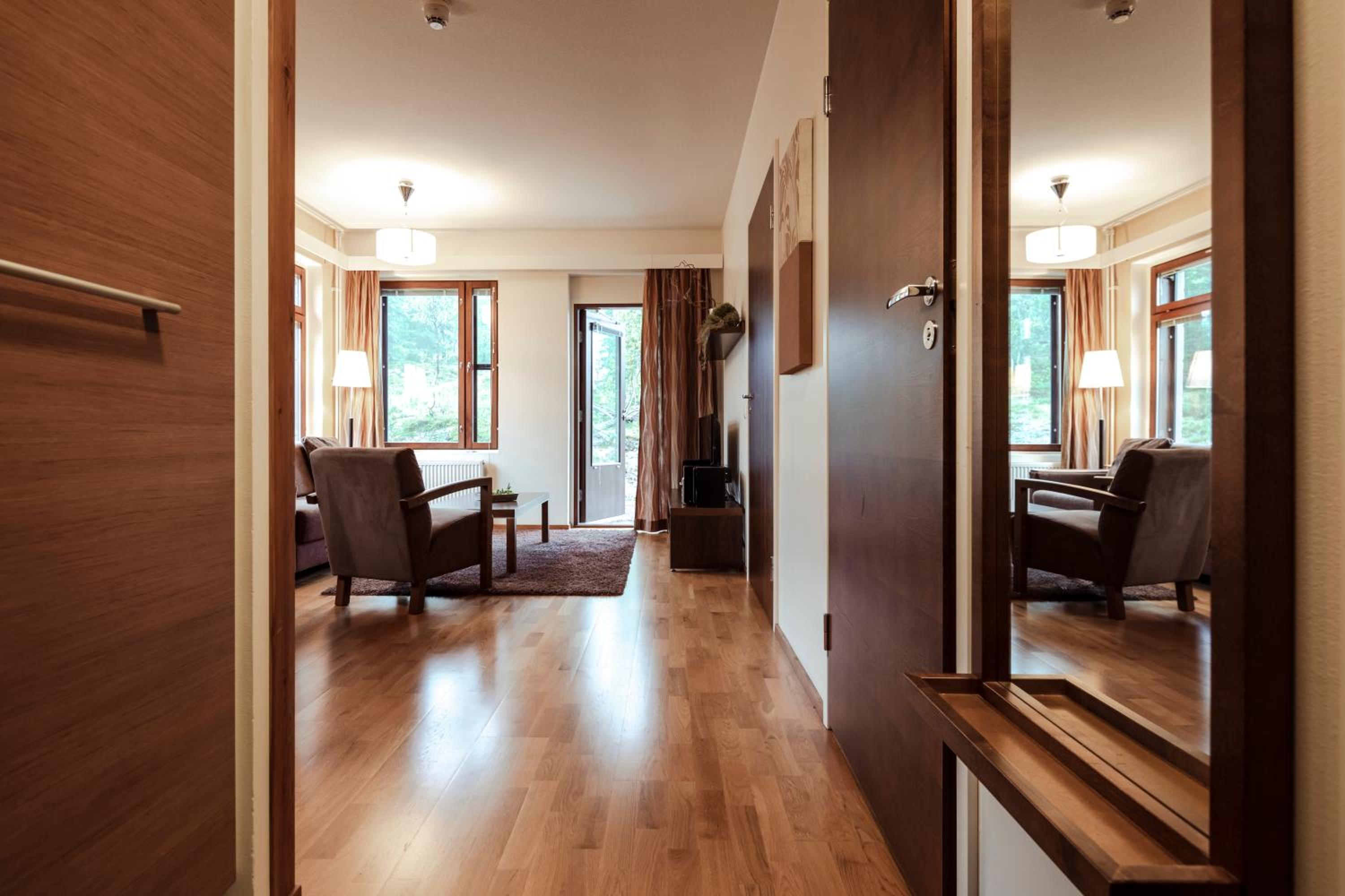 One-Bedroom Apartment - Spa with extra cost - Photo 4