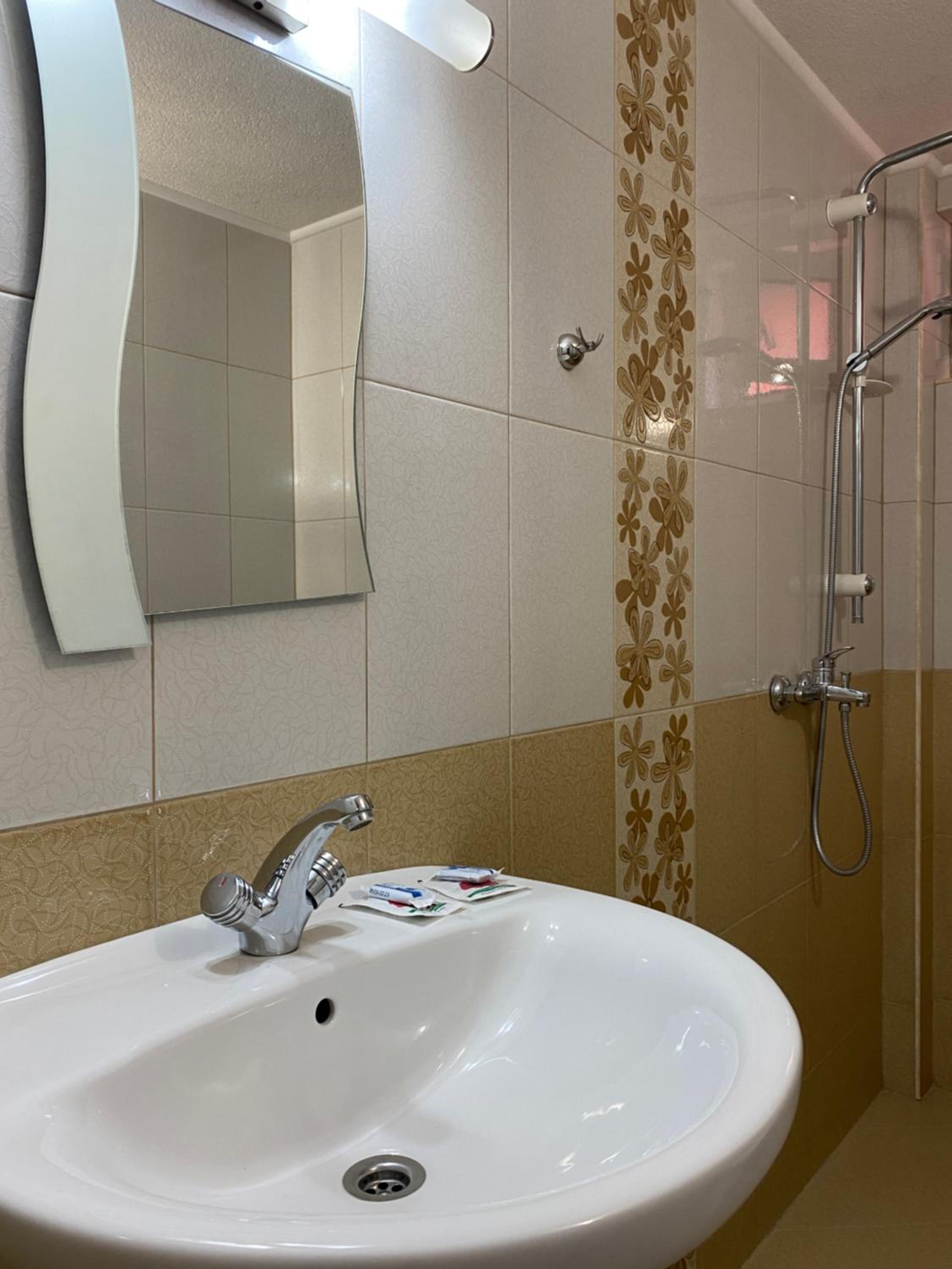 Family Suite (2 Adults + 2 Children) photo 2