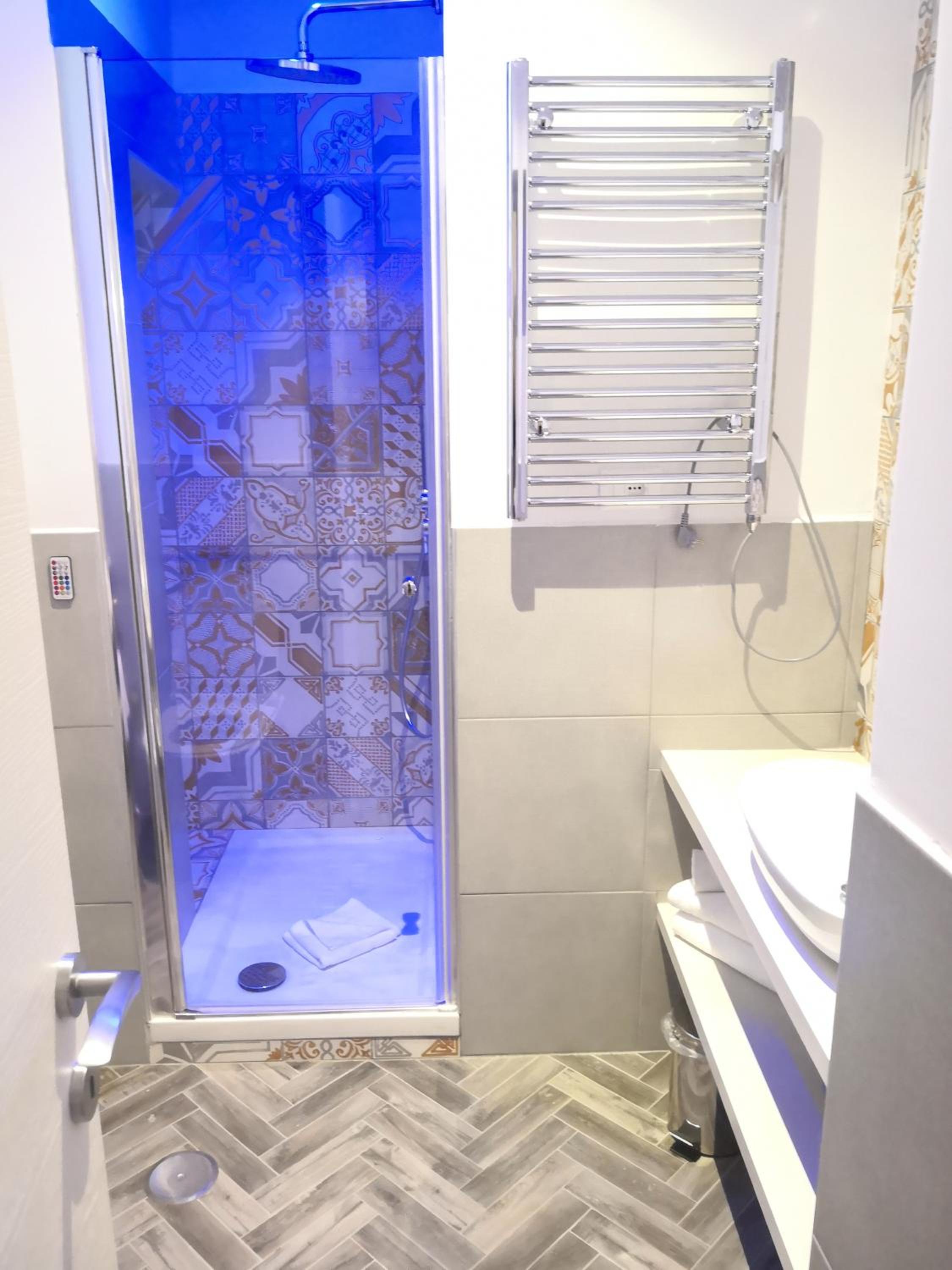 Deluxe Double Room with Extra Bed photo 2