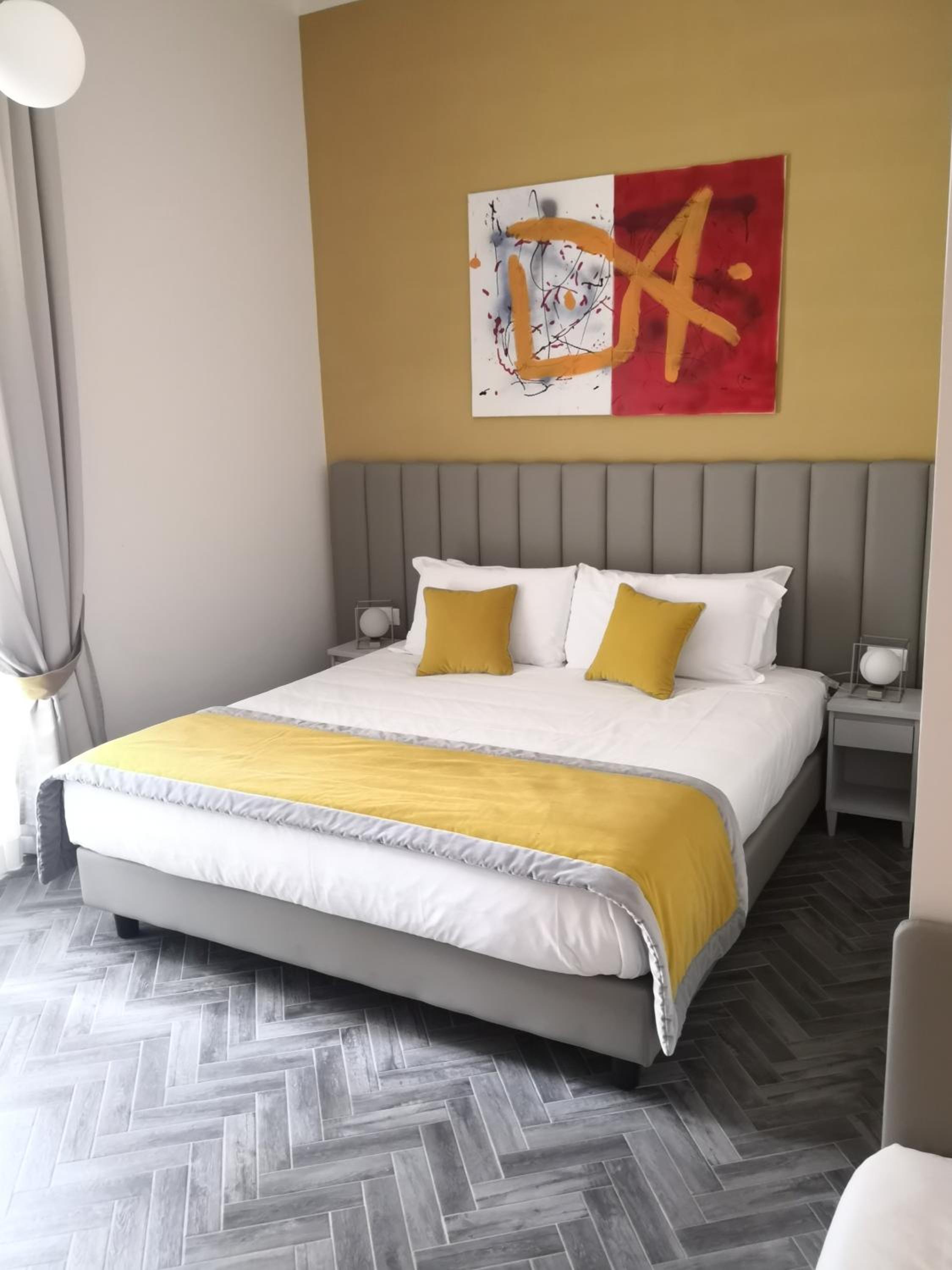 Deluxe Double Room with Extra Bed photo 3