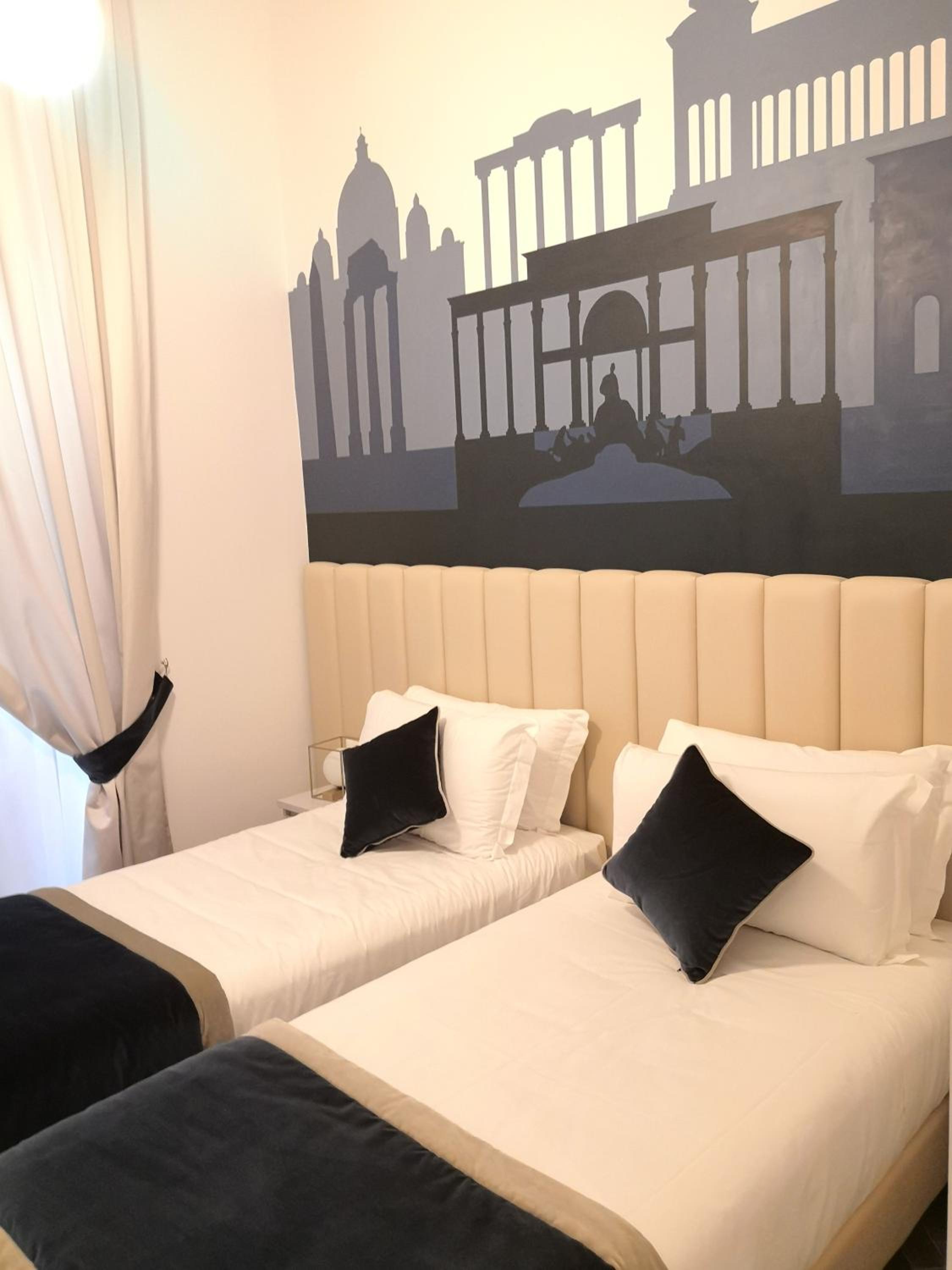 Deluxe Twin Room photo 2