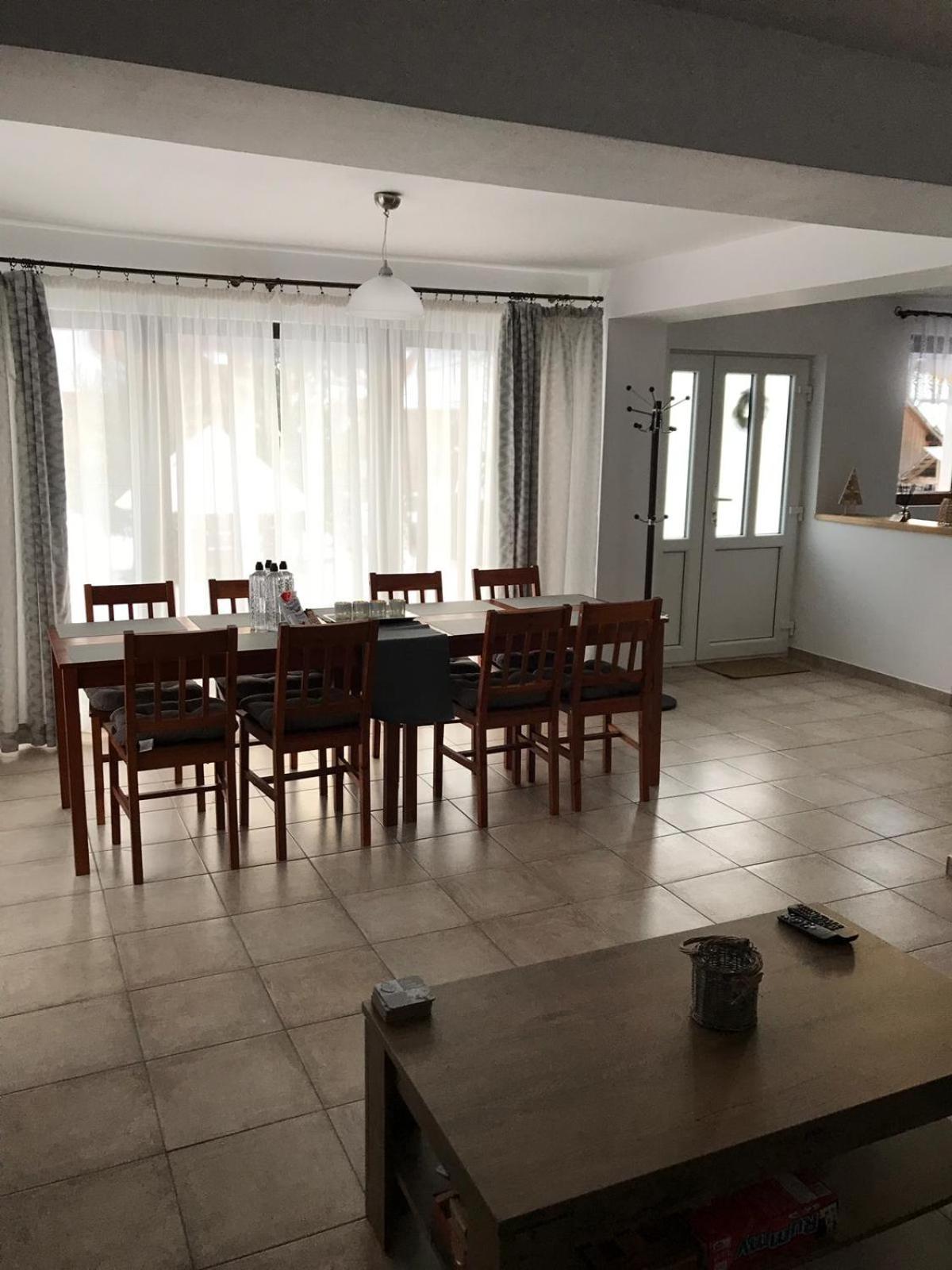 Three-Bedroom House photo 2