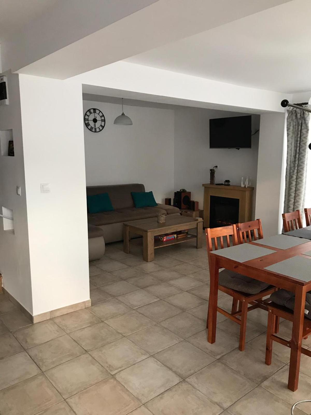 Three-Bedroom House photo 1