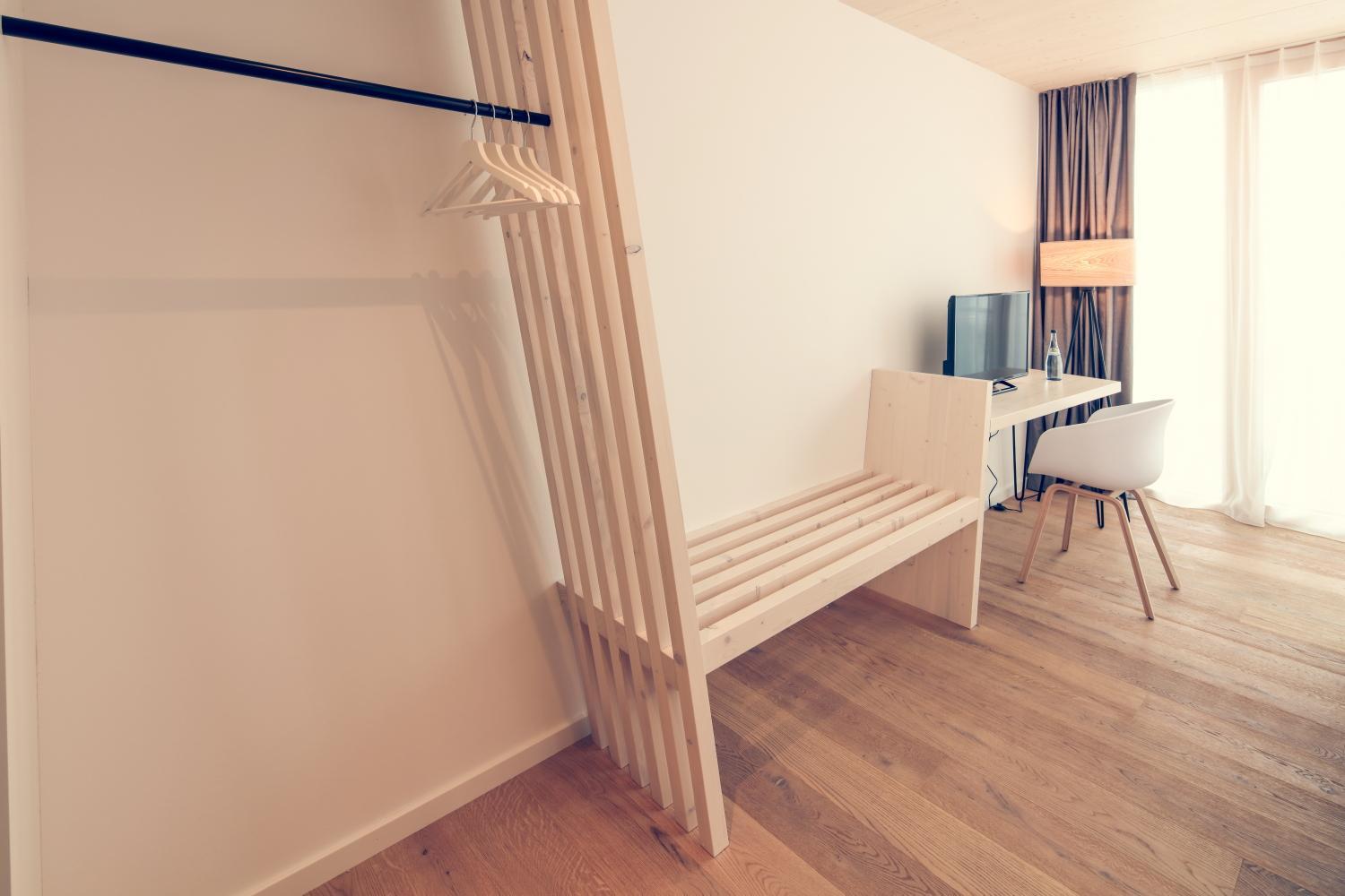 Standard Double Room - Photo 16