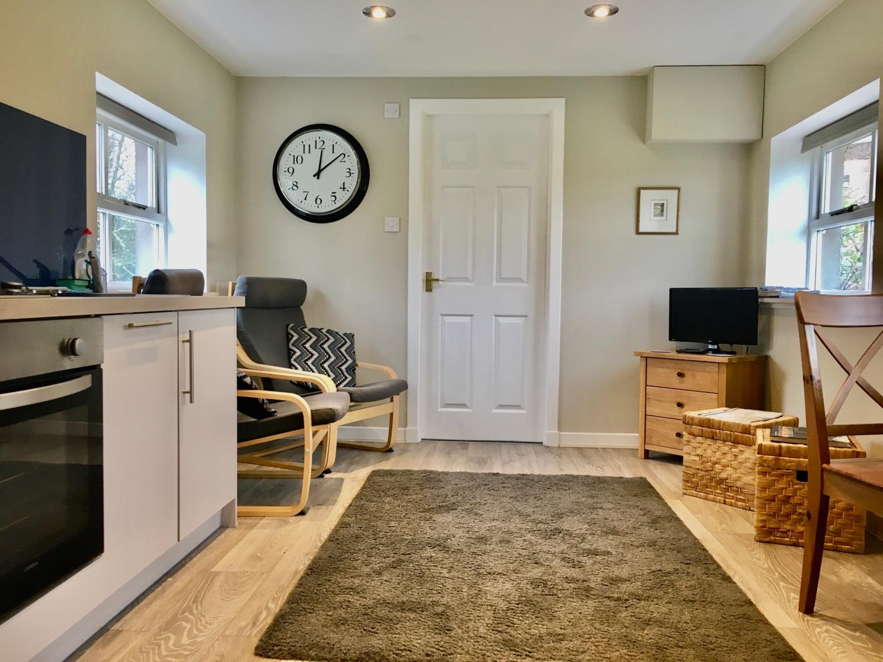 One-Bedroom House photo 1