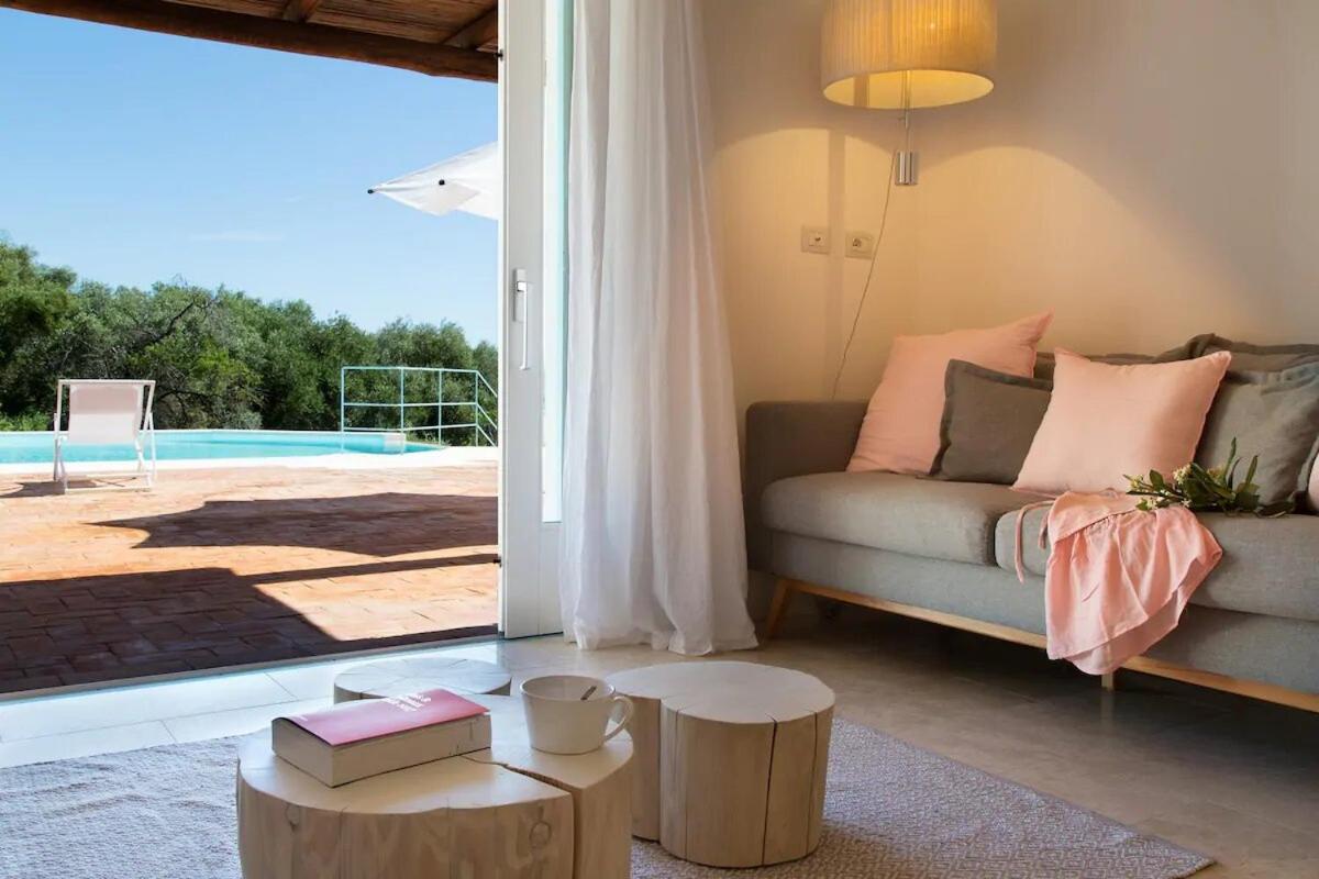 Two-Bedroom Deluxe Apartment with Garden View