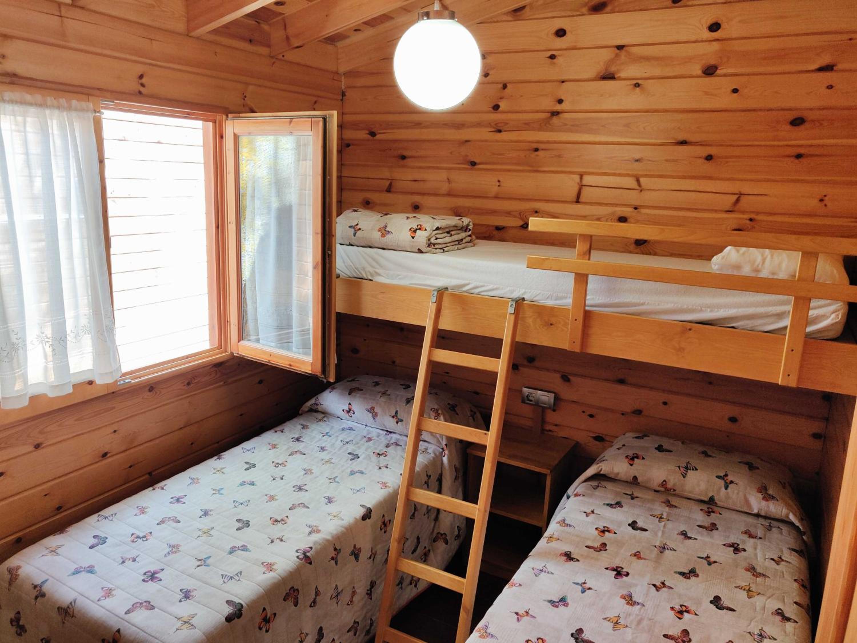 Bungalow (4 adultos)