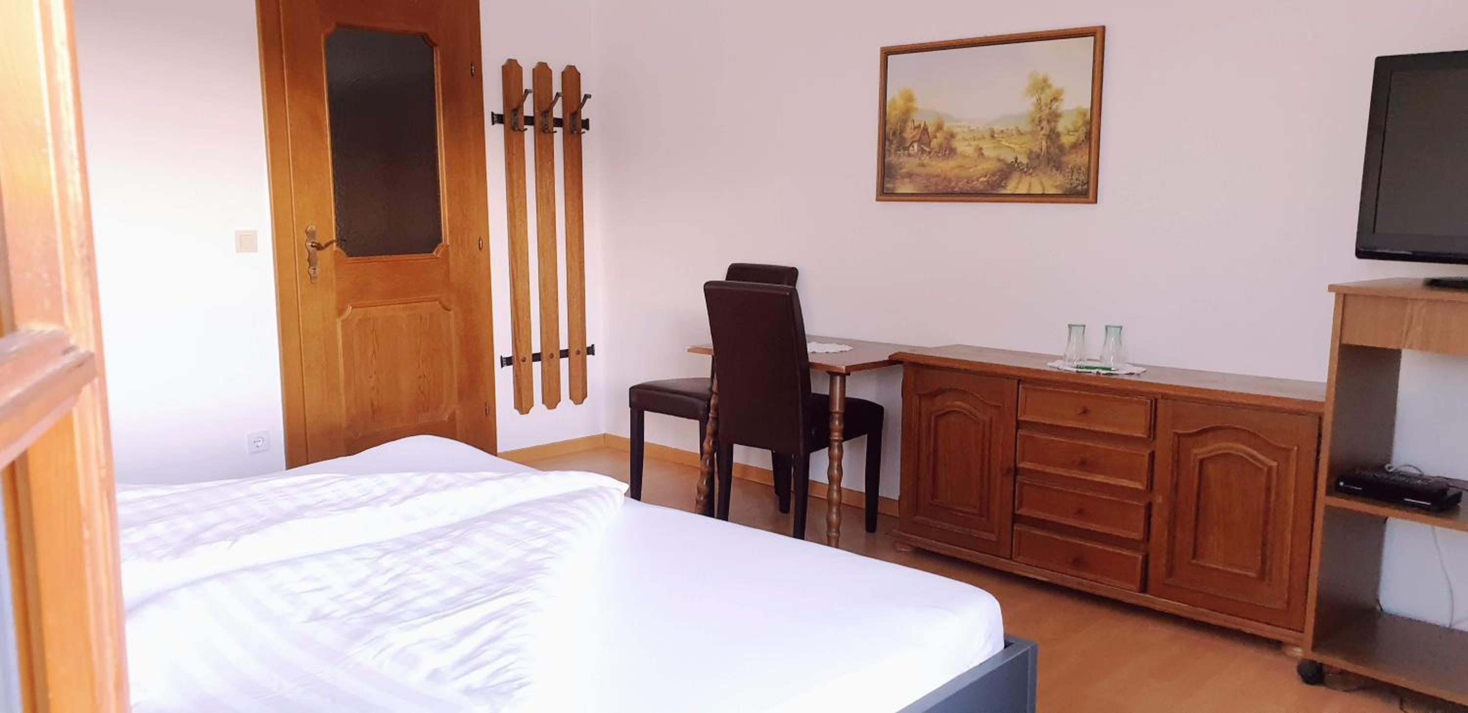 Double Room with Balcony - Annex - Photo 11