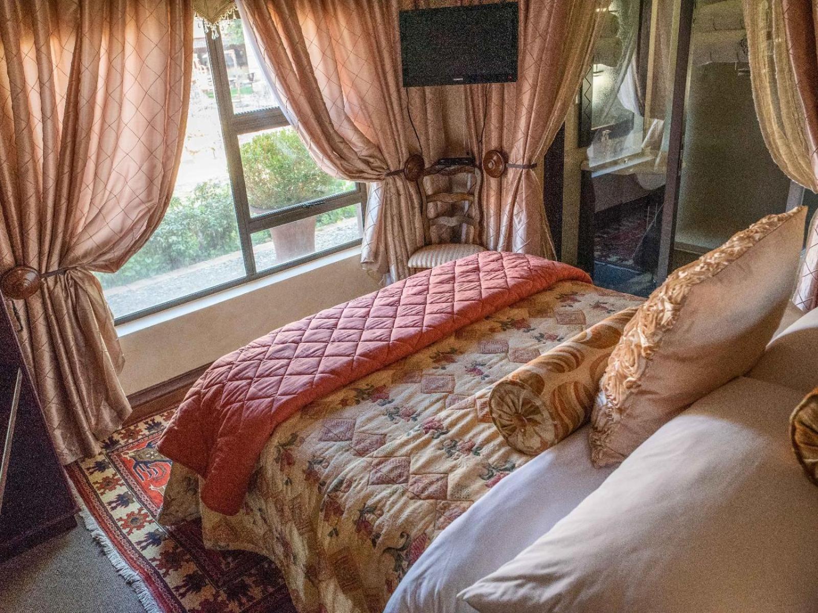 Standard Queen Room photo 2