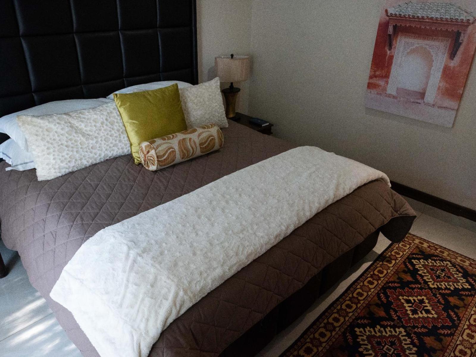 Standard King Room photo 3