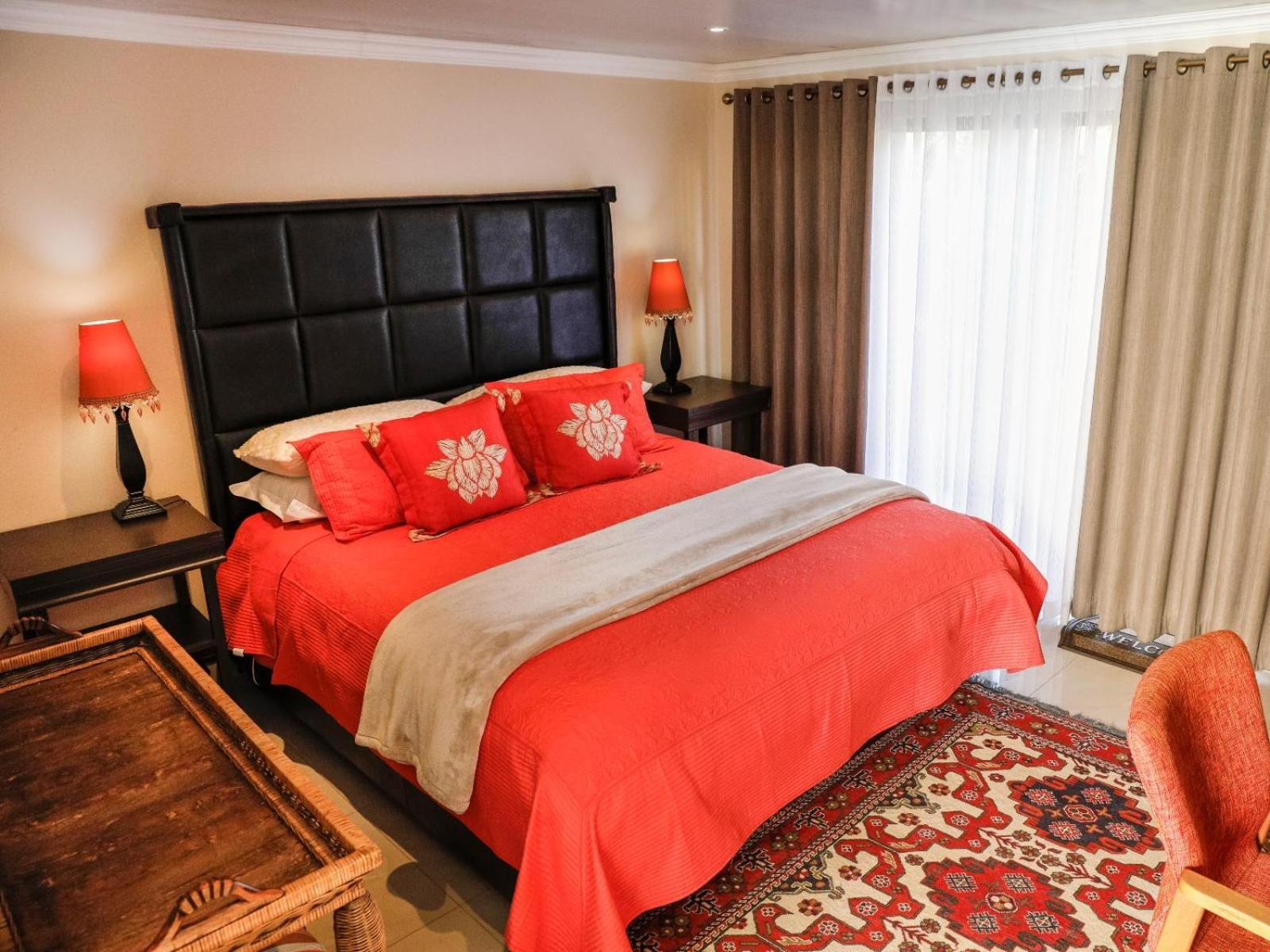 Luxury King Room photo 2