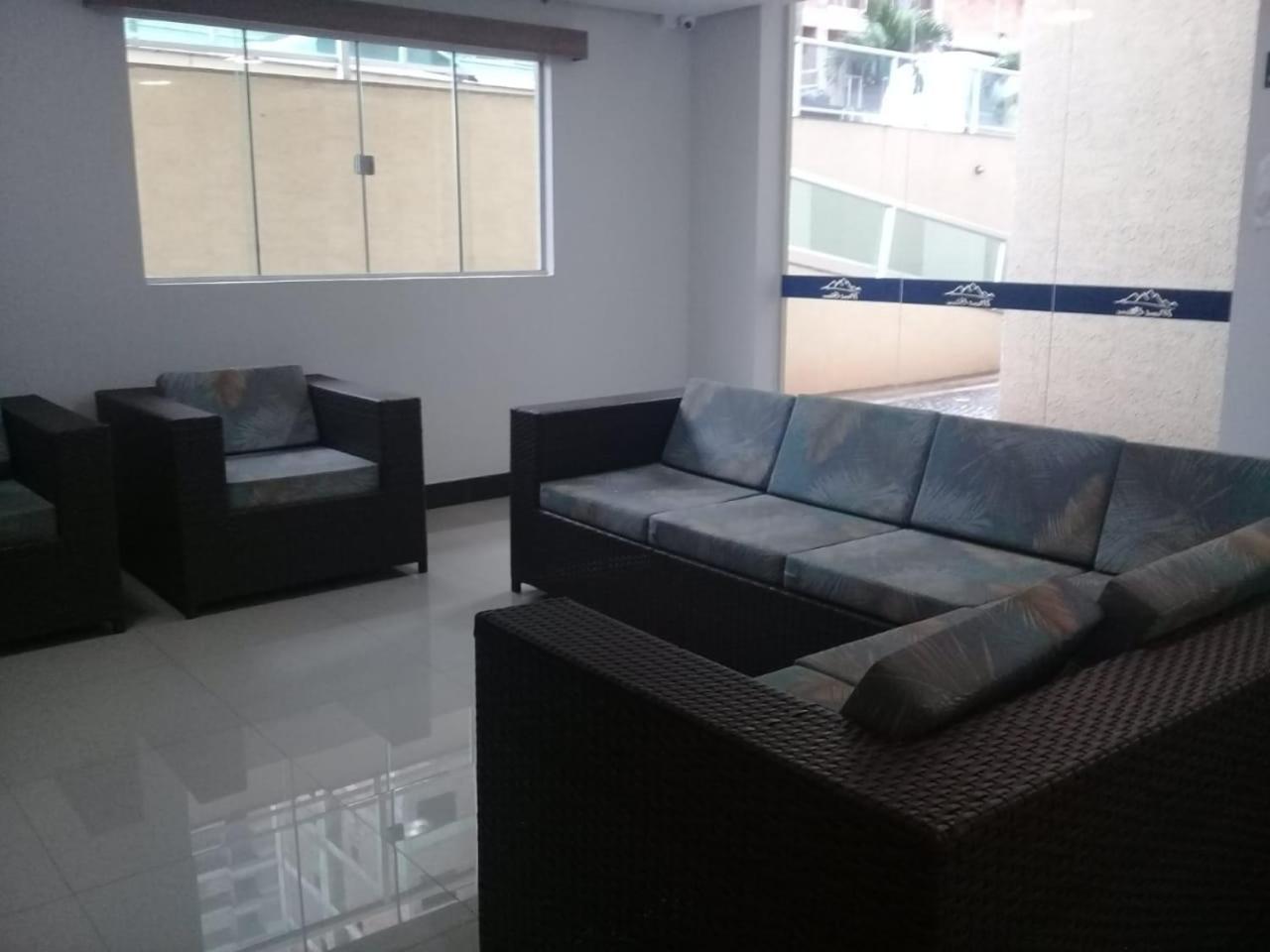 One-Bedroom Apartment - Photo 6