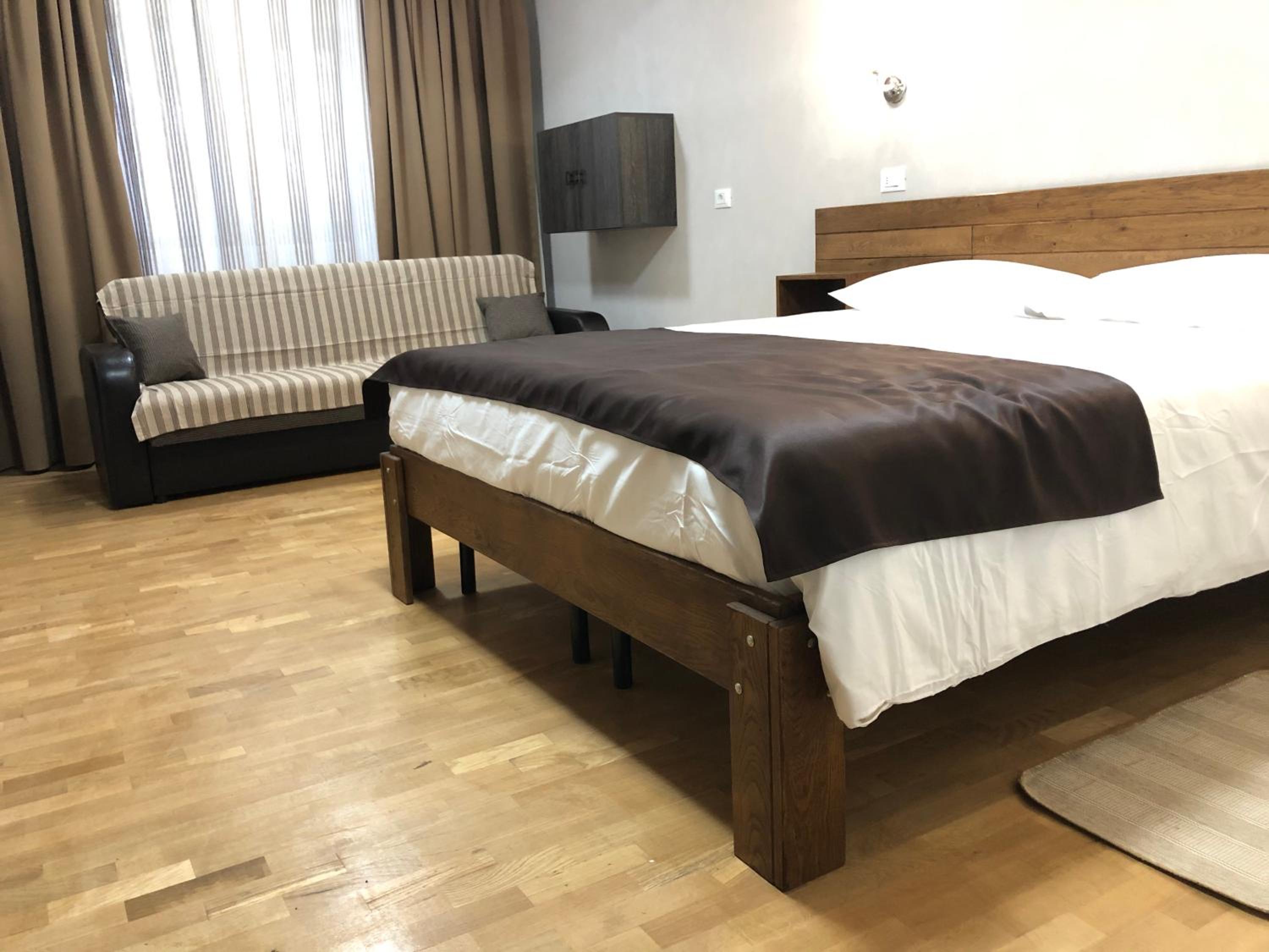 Deluxe Quadruple Room - Photo 5