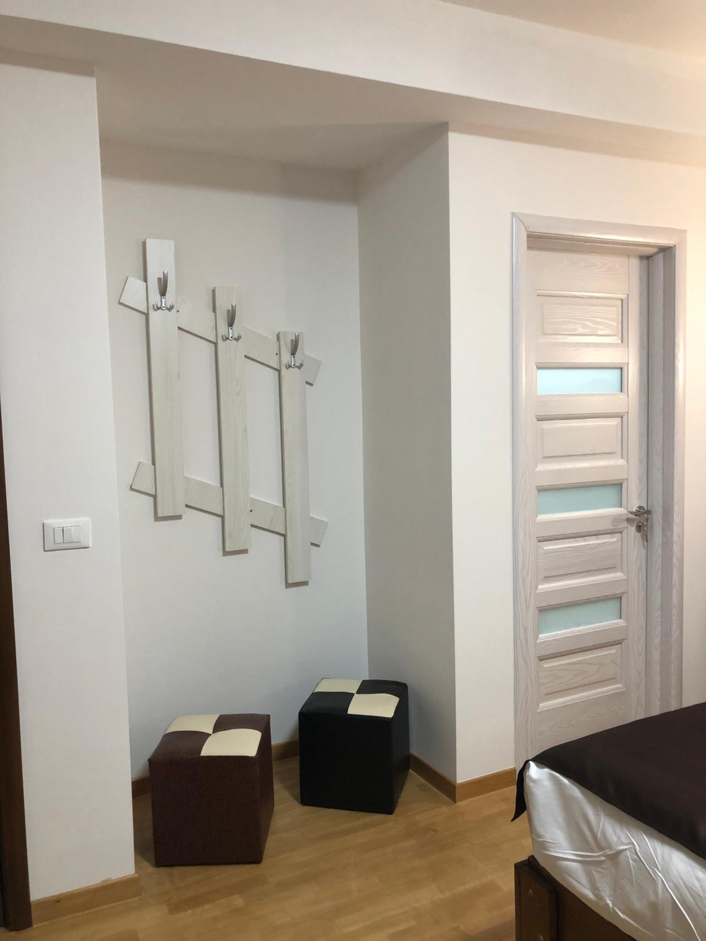 Deluxe King Room - Photo 5
