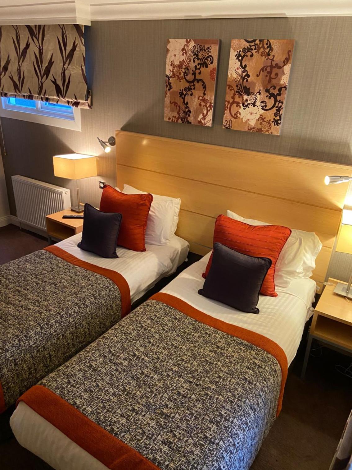Executive Twin Room - Photo 1