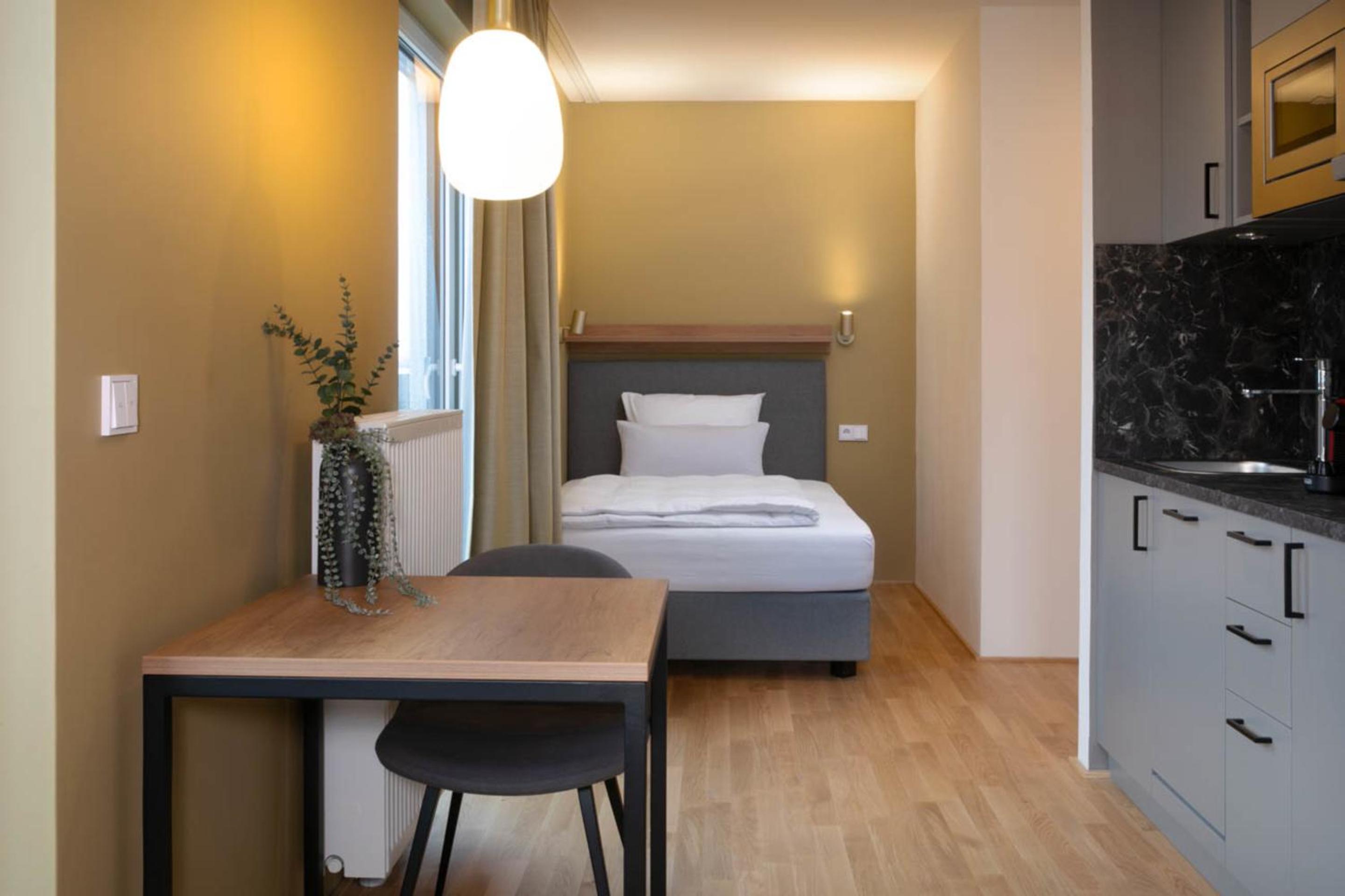 Apartment S - Queen bed and terrace - Photo 17