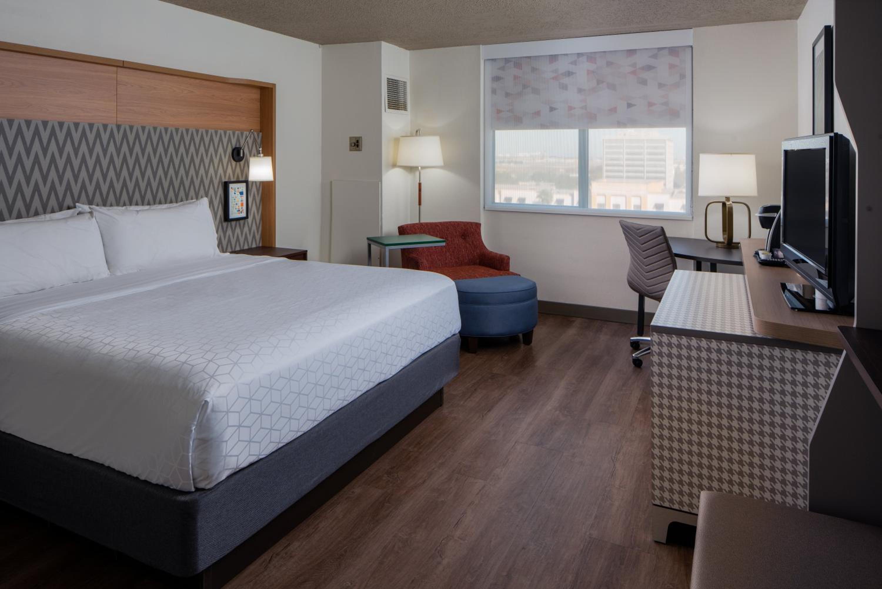 King Room - High Floor - Photo 3