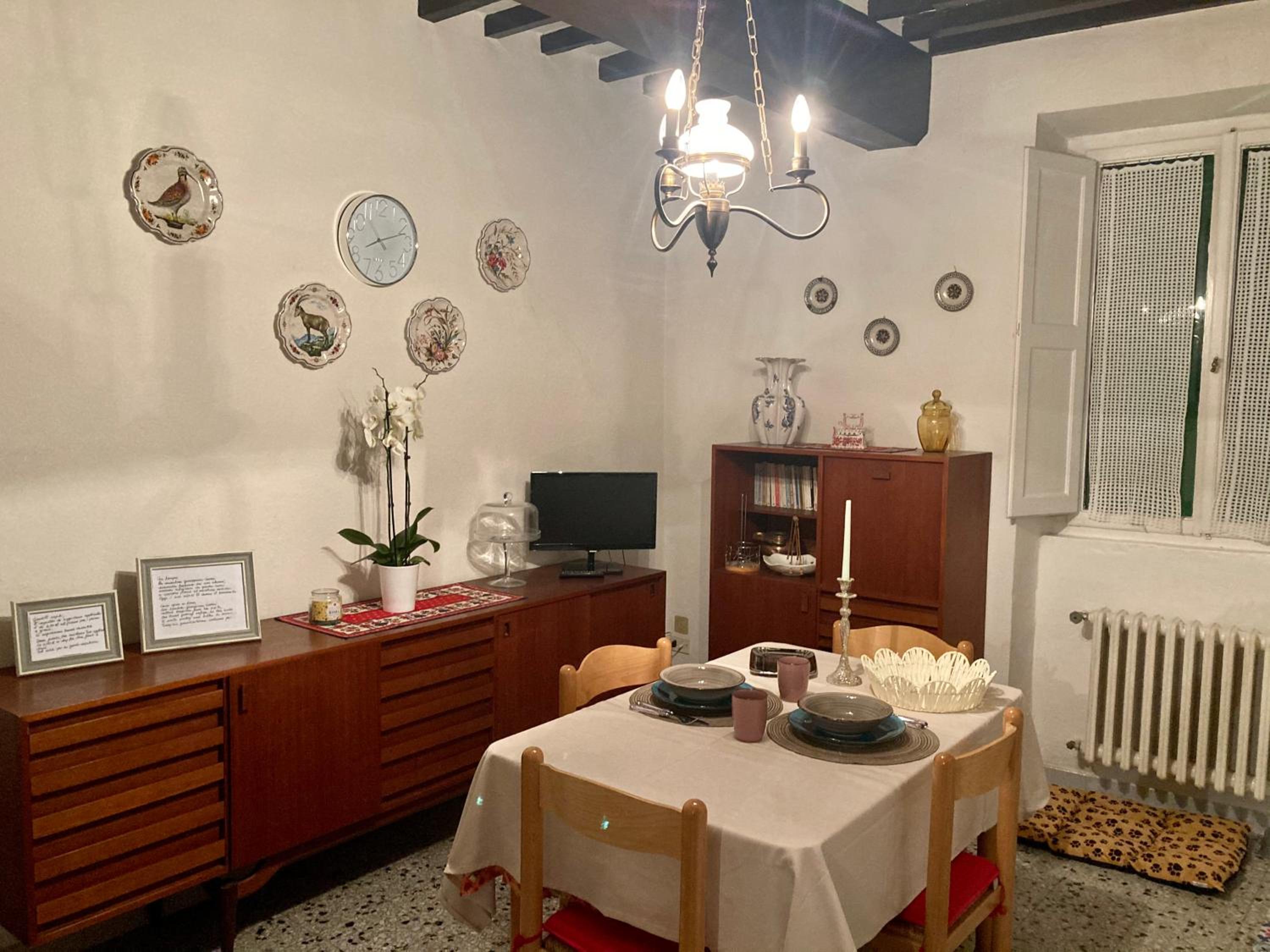 One-Bedroom Apartment - Photo 3
