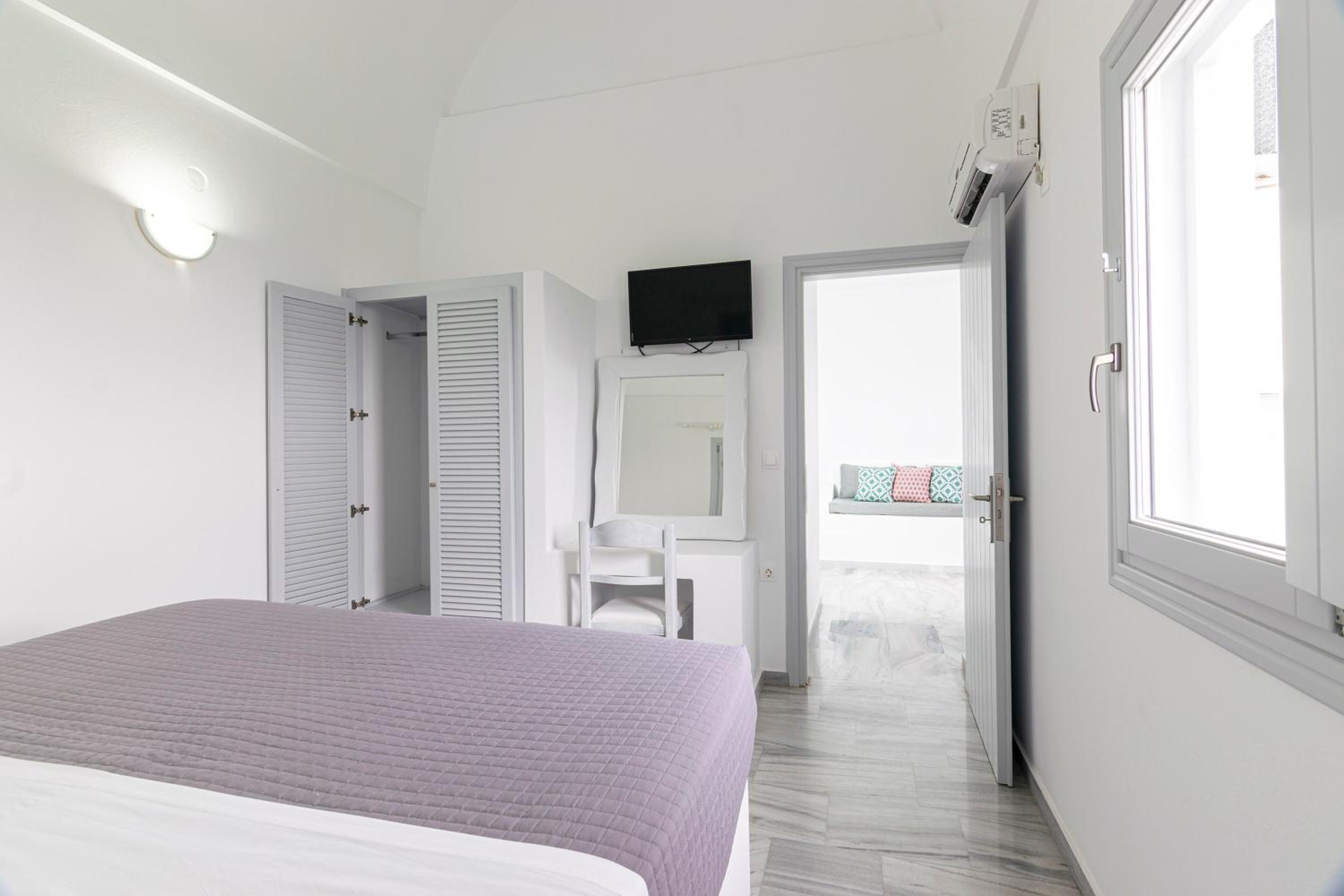 Premium Suite with Sea View - Photo 6