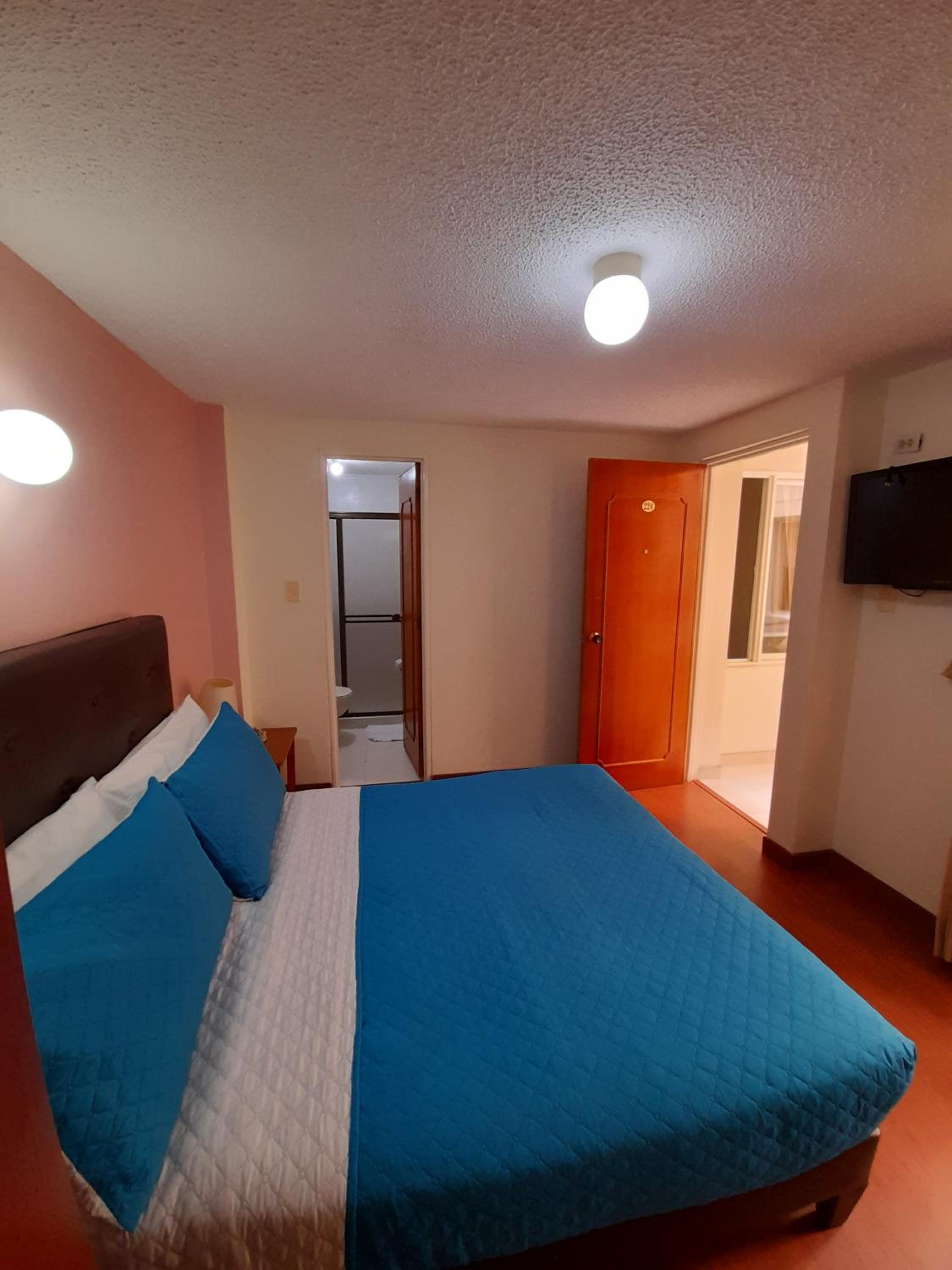 Single Room photo 2
