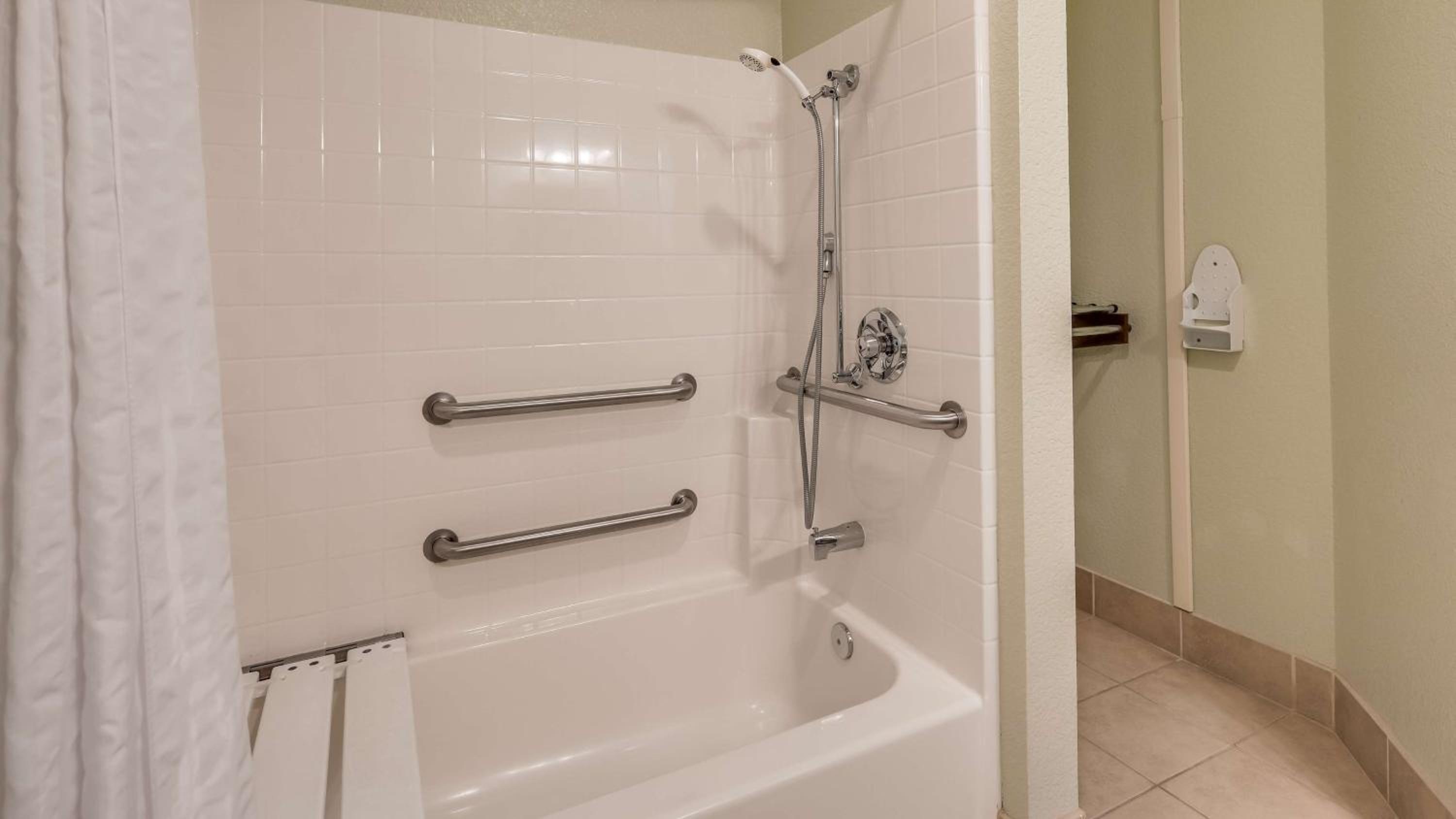 King Room with Balcony and Bay View - Disability Access/Non-Smoking