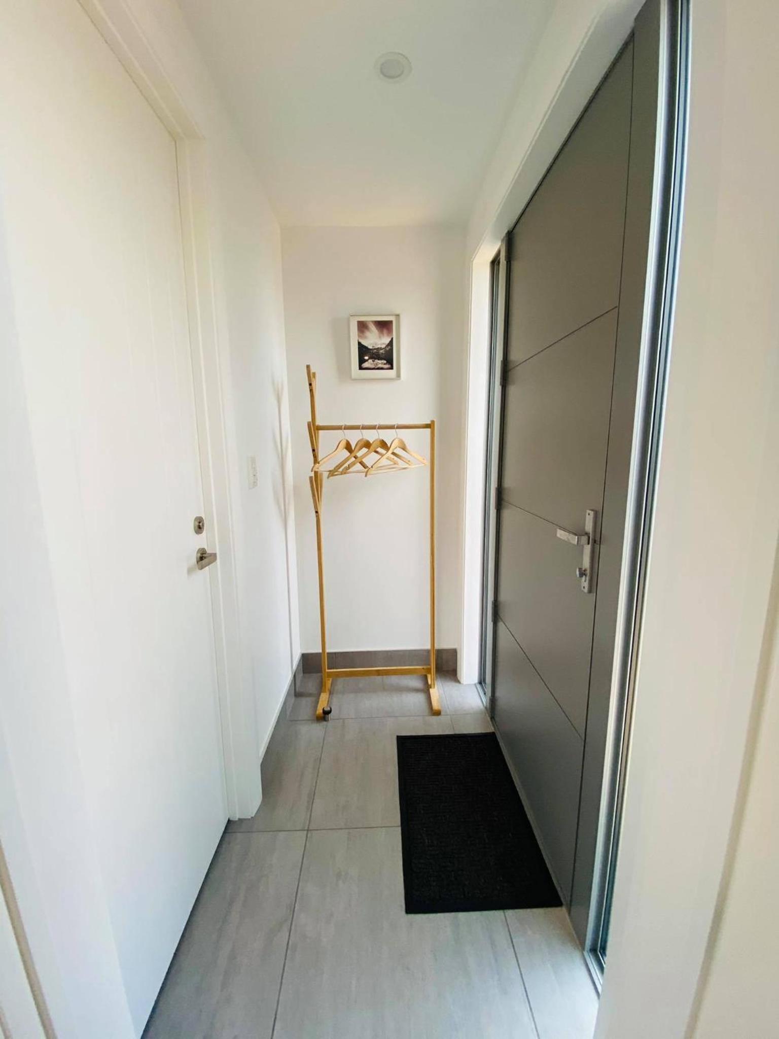 Studio Apartment - Photo 19