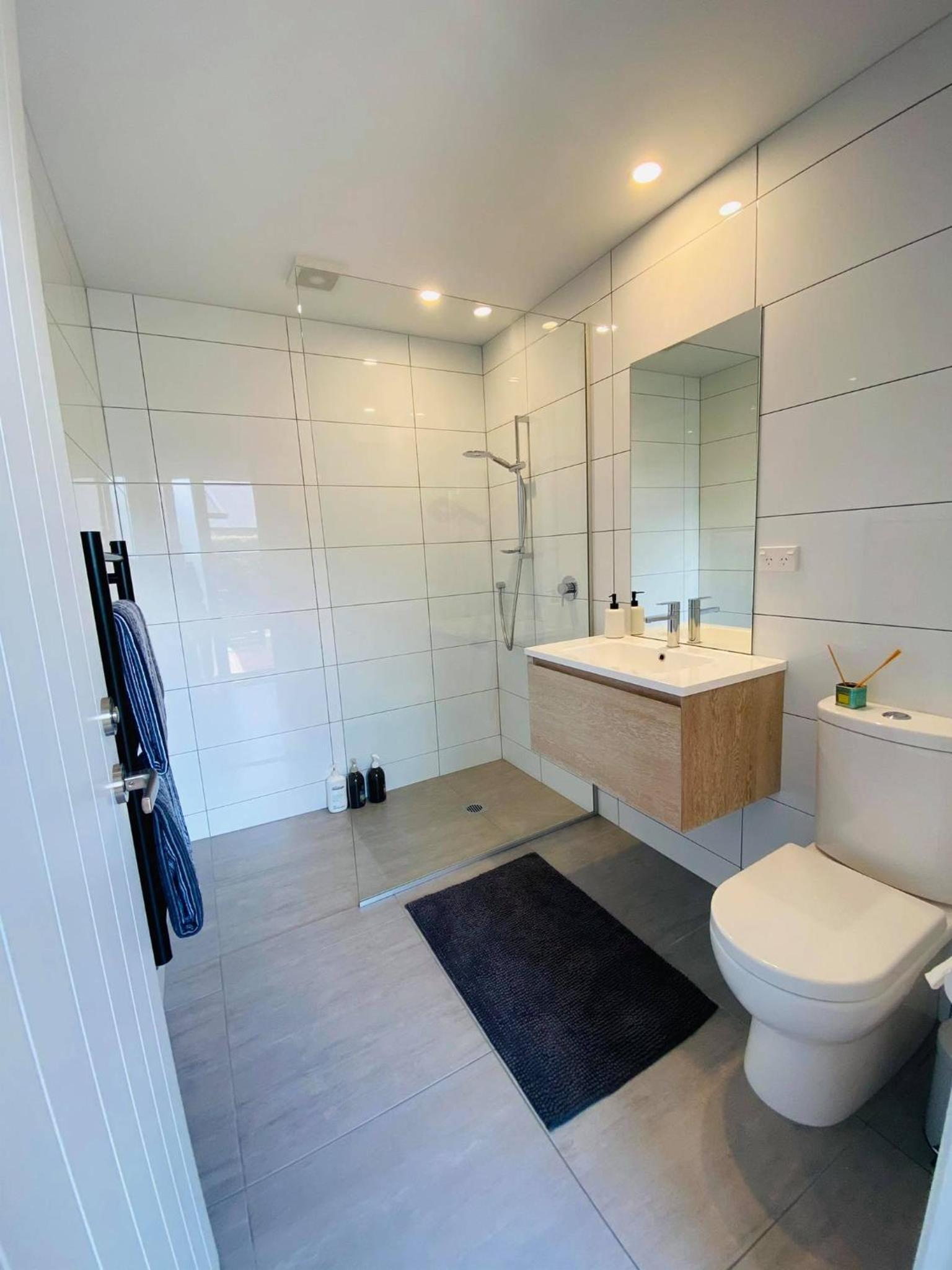 Studio Apartment - Photo 21