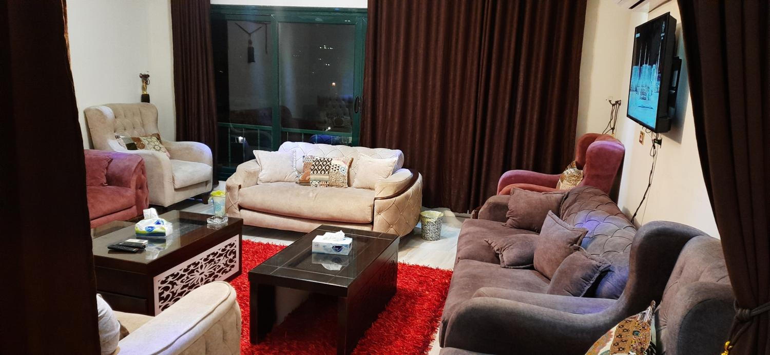 Three-Bedroom Apartment - Photo 2