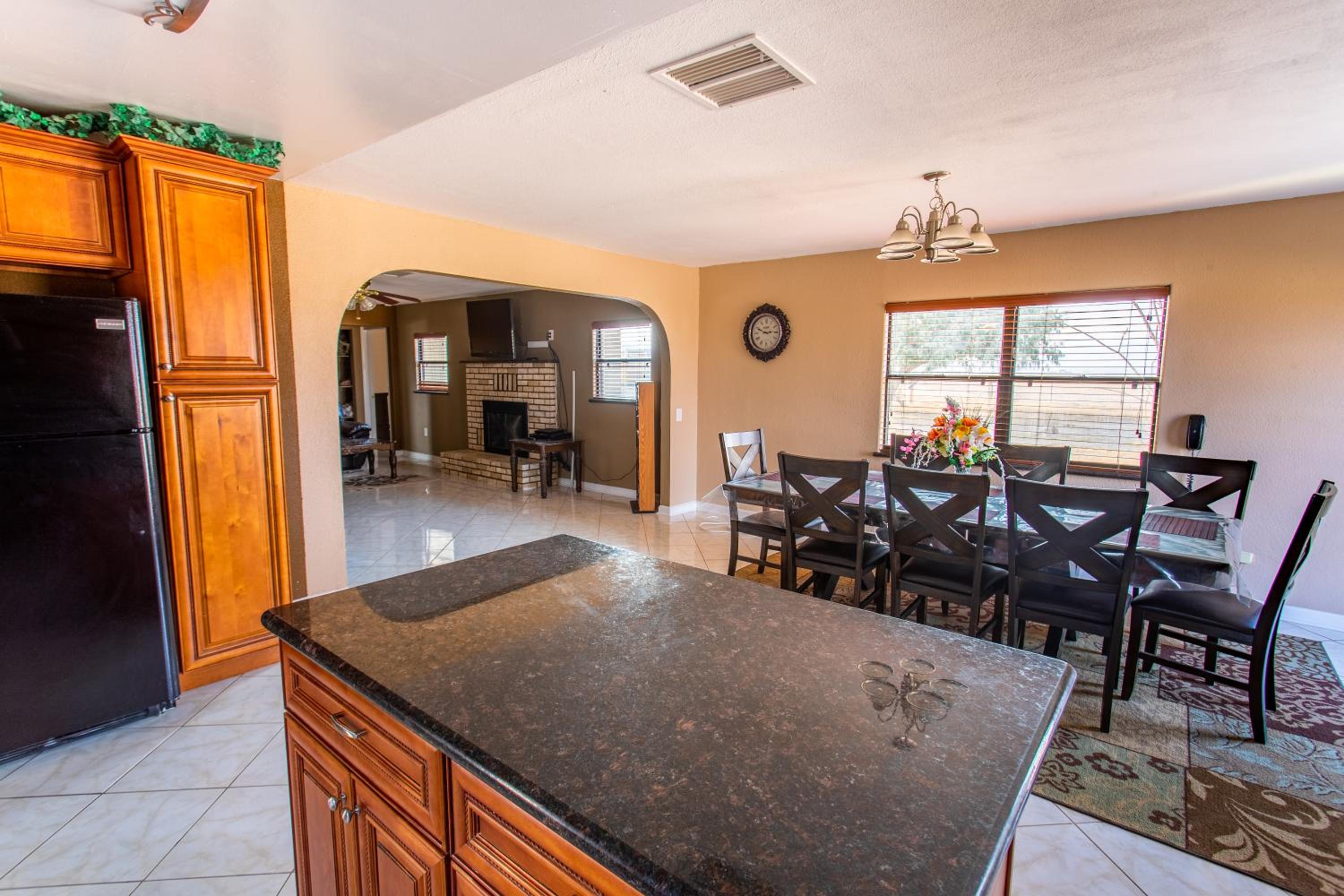 Three-Bedroom House - Photo 20