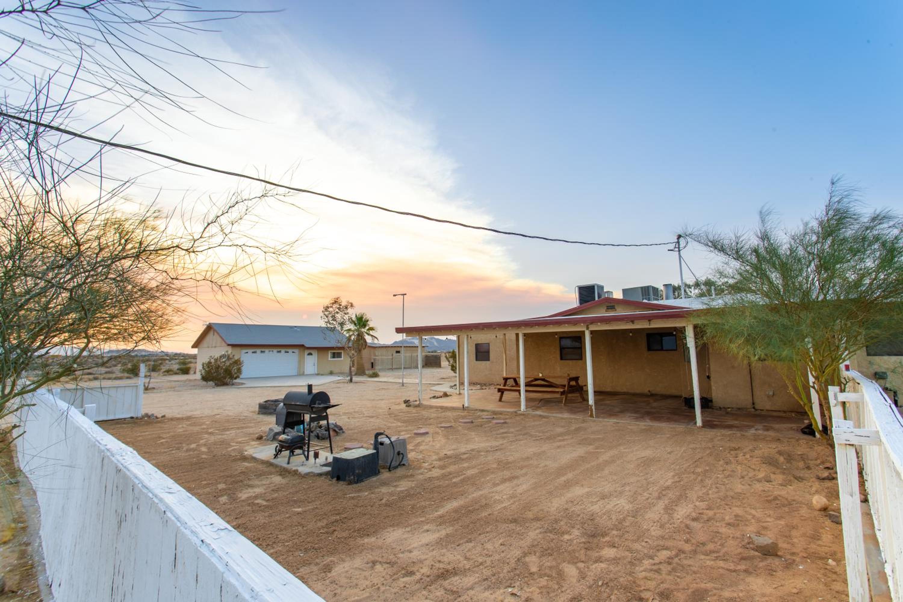 Three-Bedroom House - Photo 11