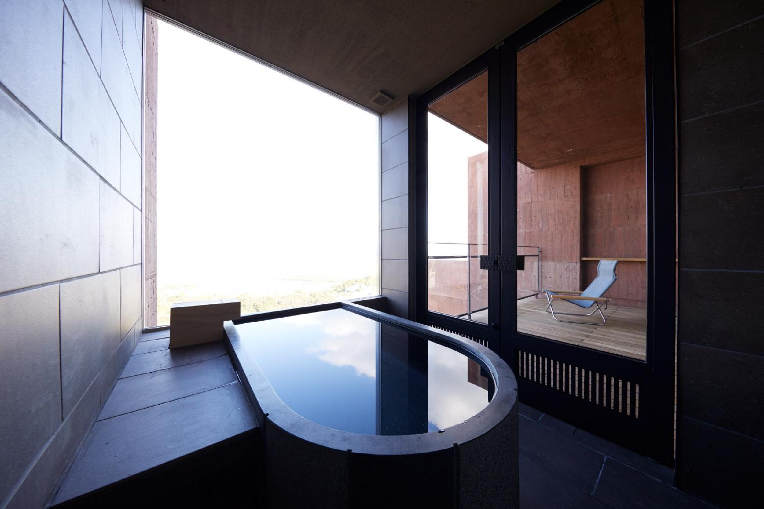 Twin Room (1-2F) with Semi Open-Air Bath (47㎡) Non-Smoking - Photo 6