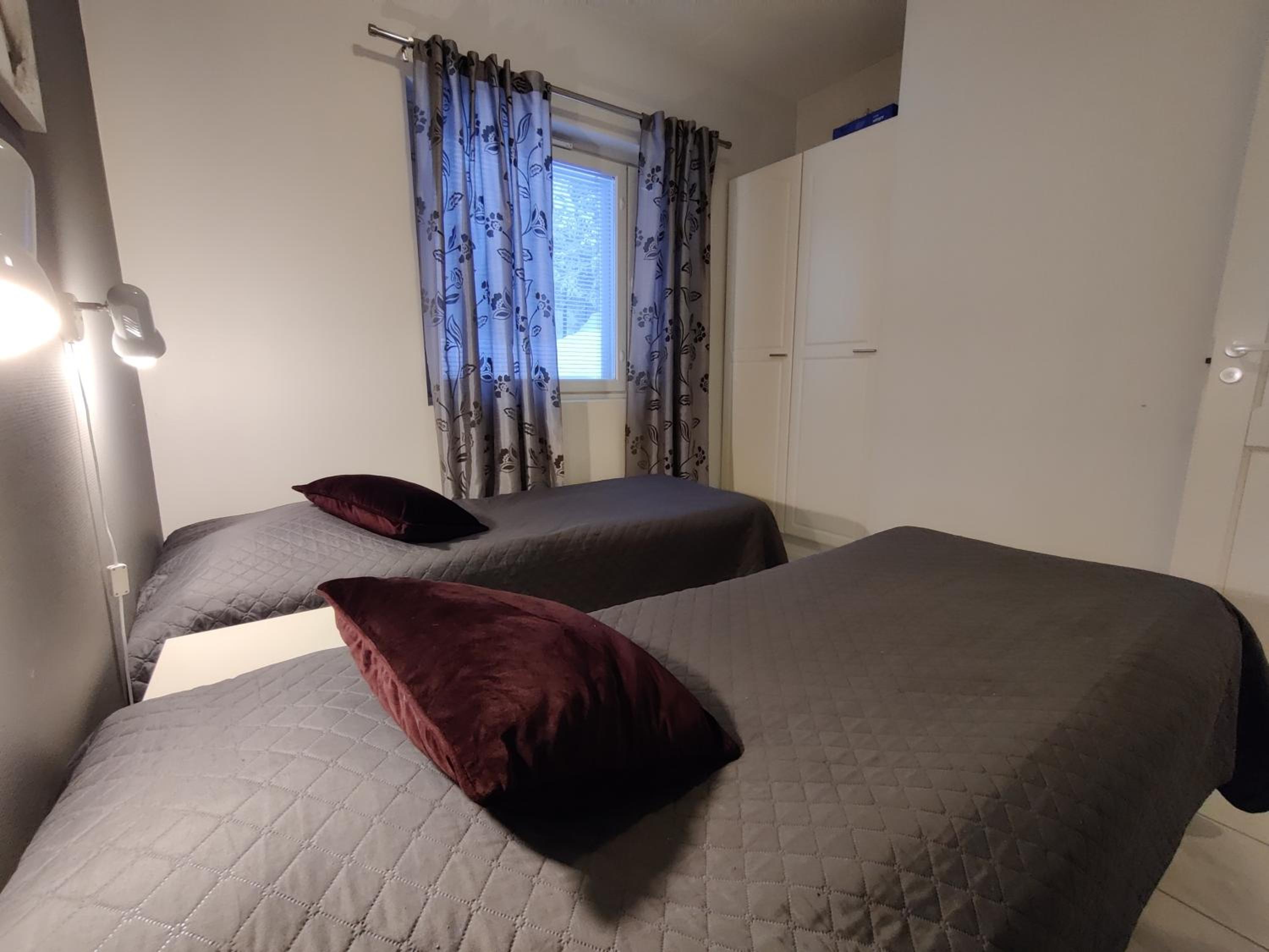 Two-Bedroom Apartment - Photo 12