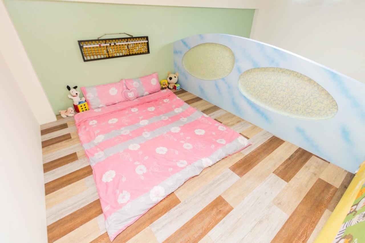 Quadruple Room with Private Bathroom photo 2