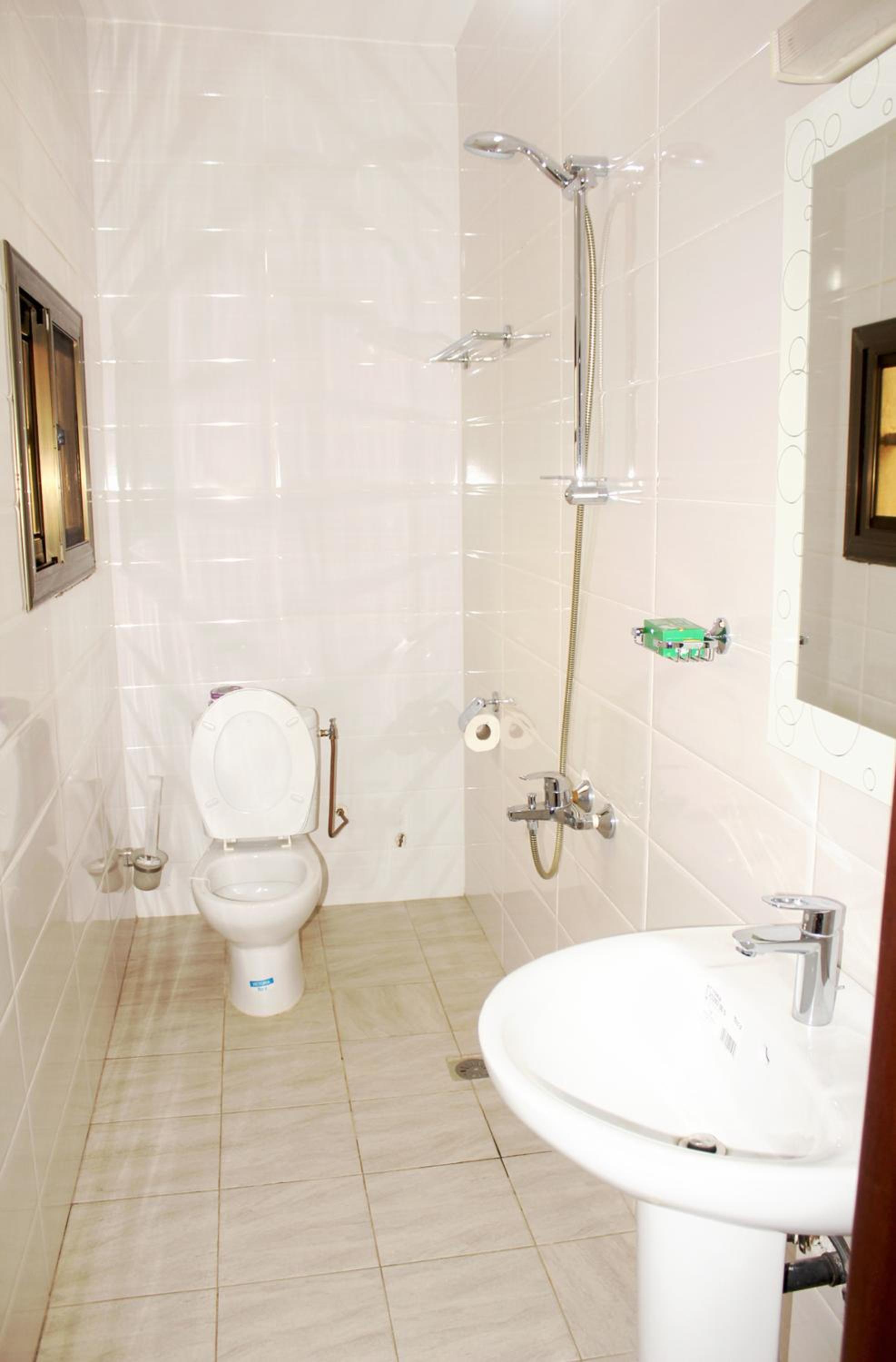Budget Double Room - Photo 2