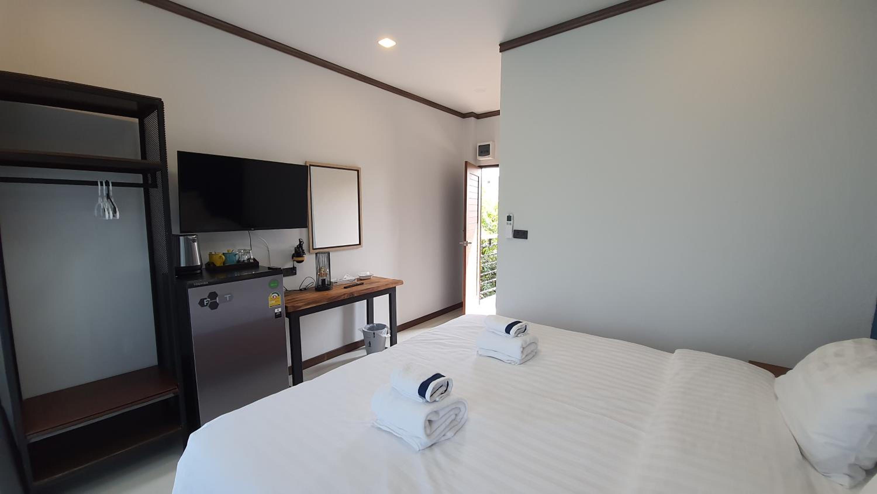 Double Room - Photo 10
