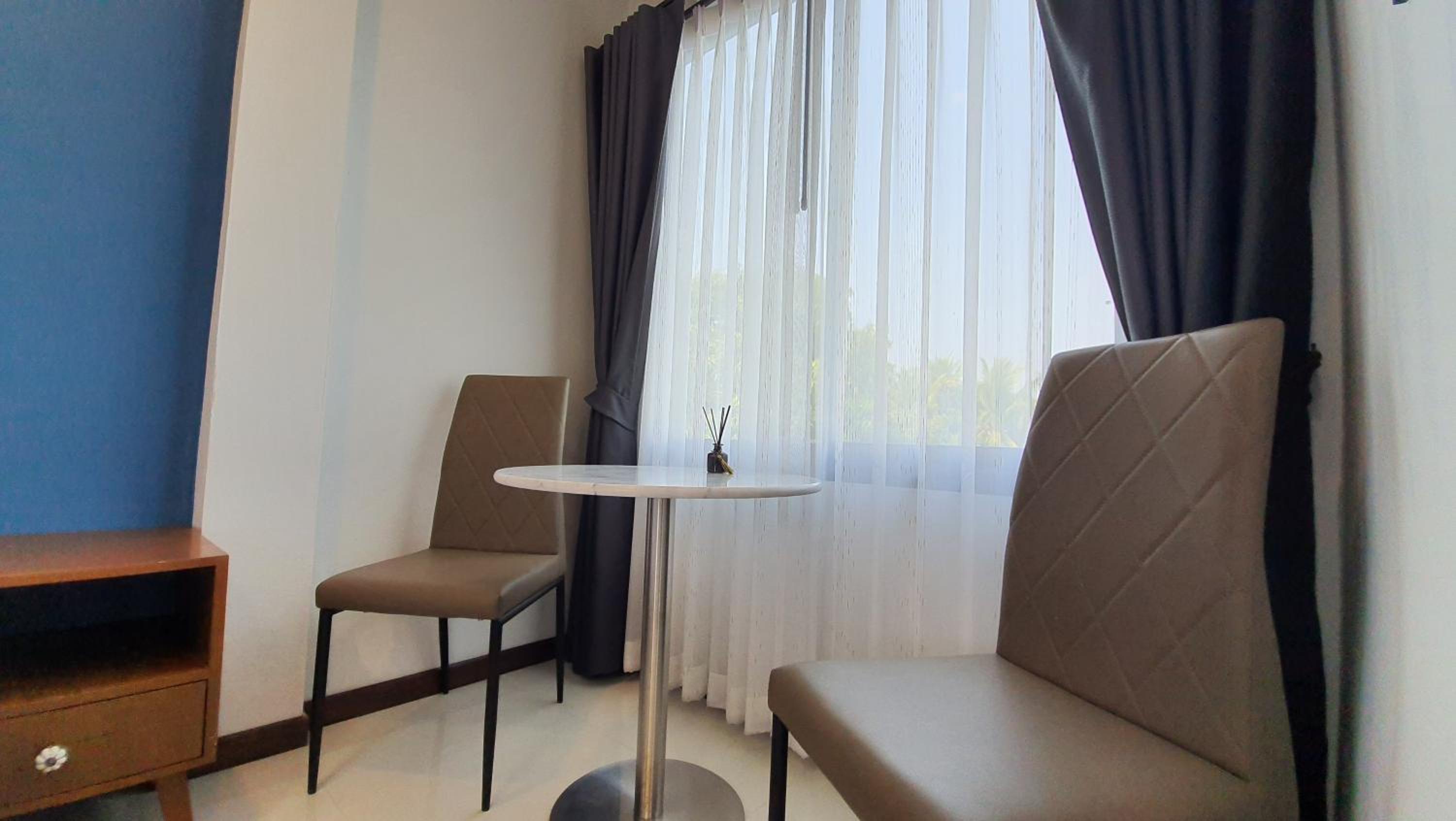 Double Room - Photo 9