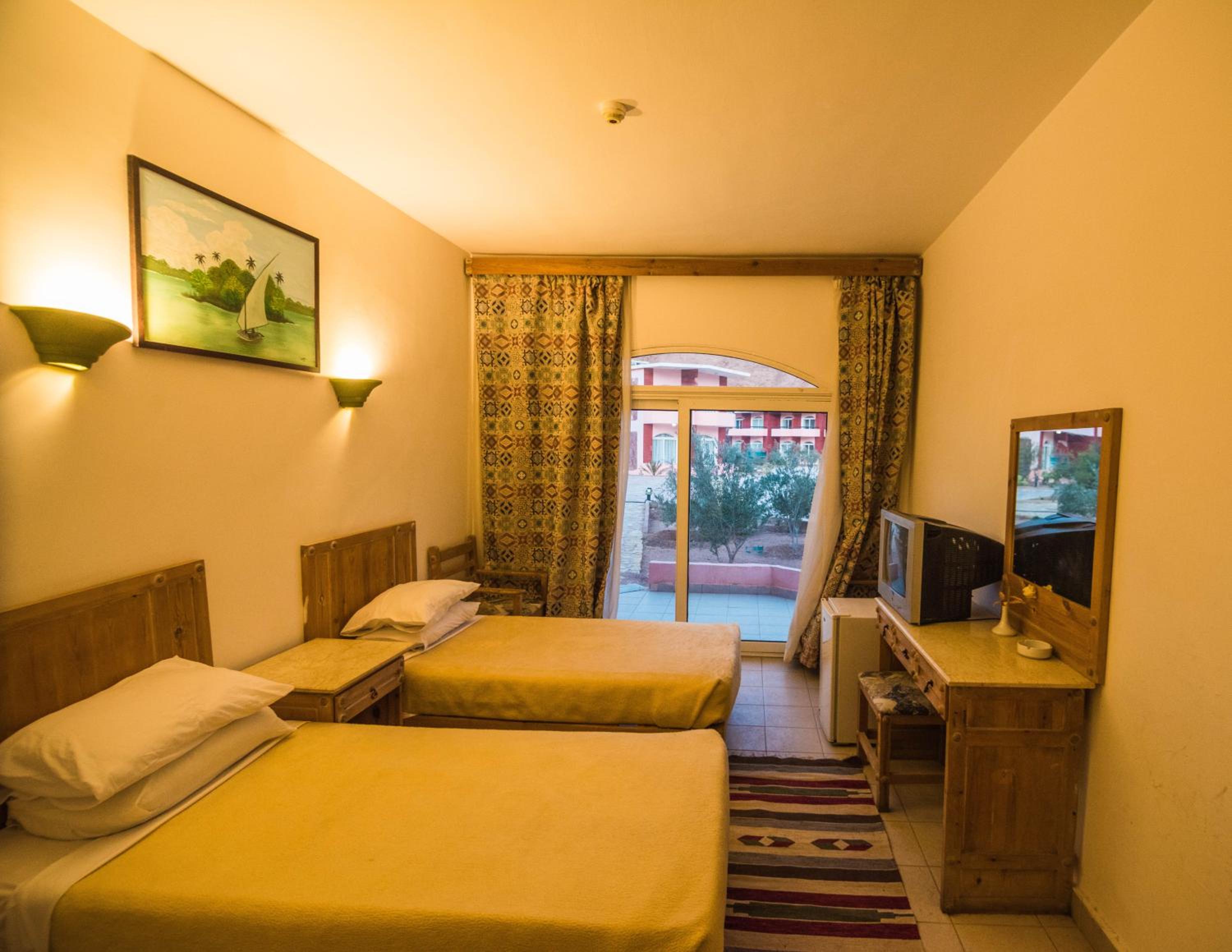 Triple Room with Balcony
