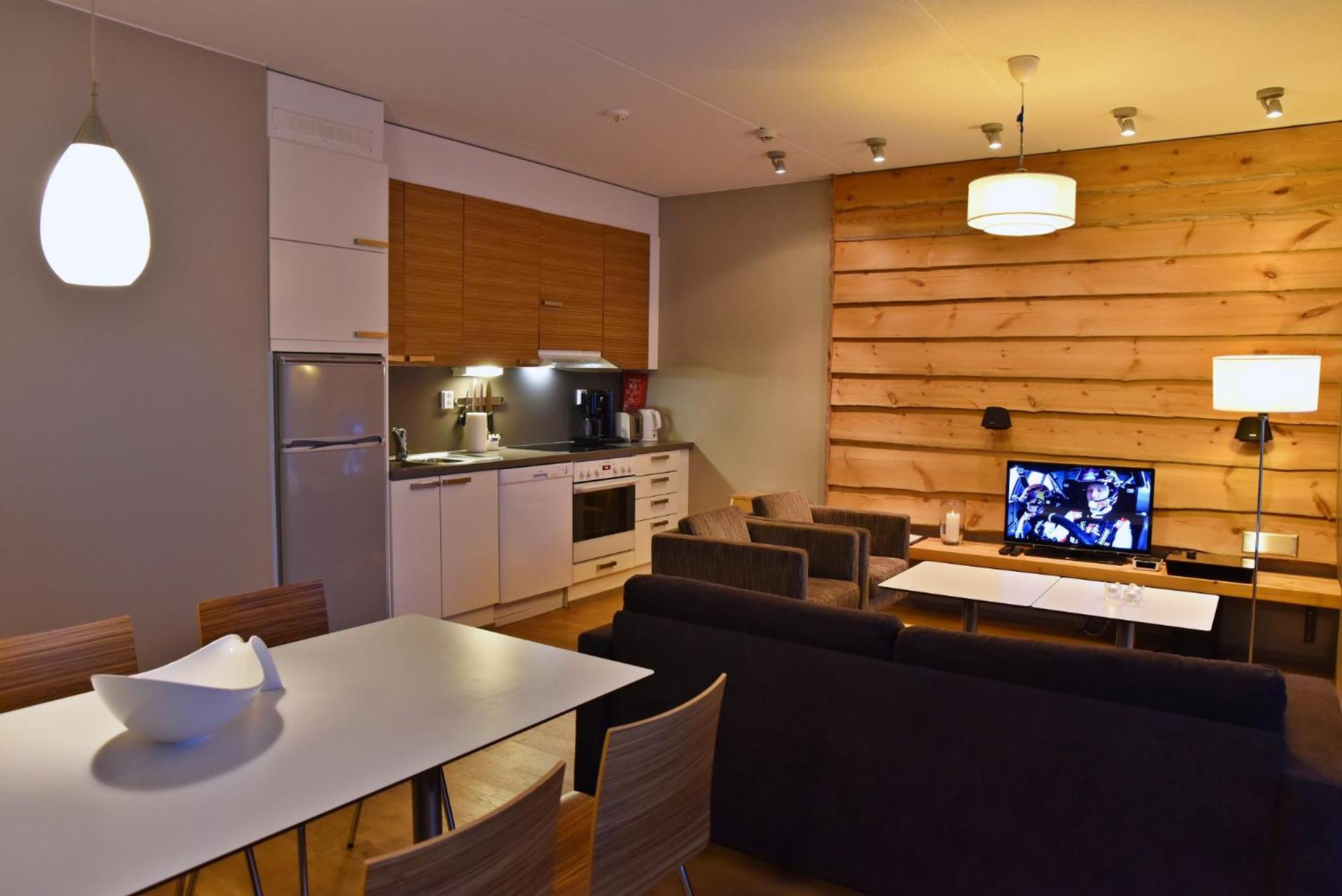 Two-Bedroom Apartment (4+2 Adults)