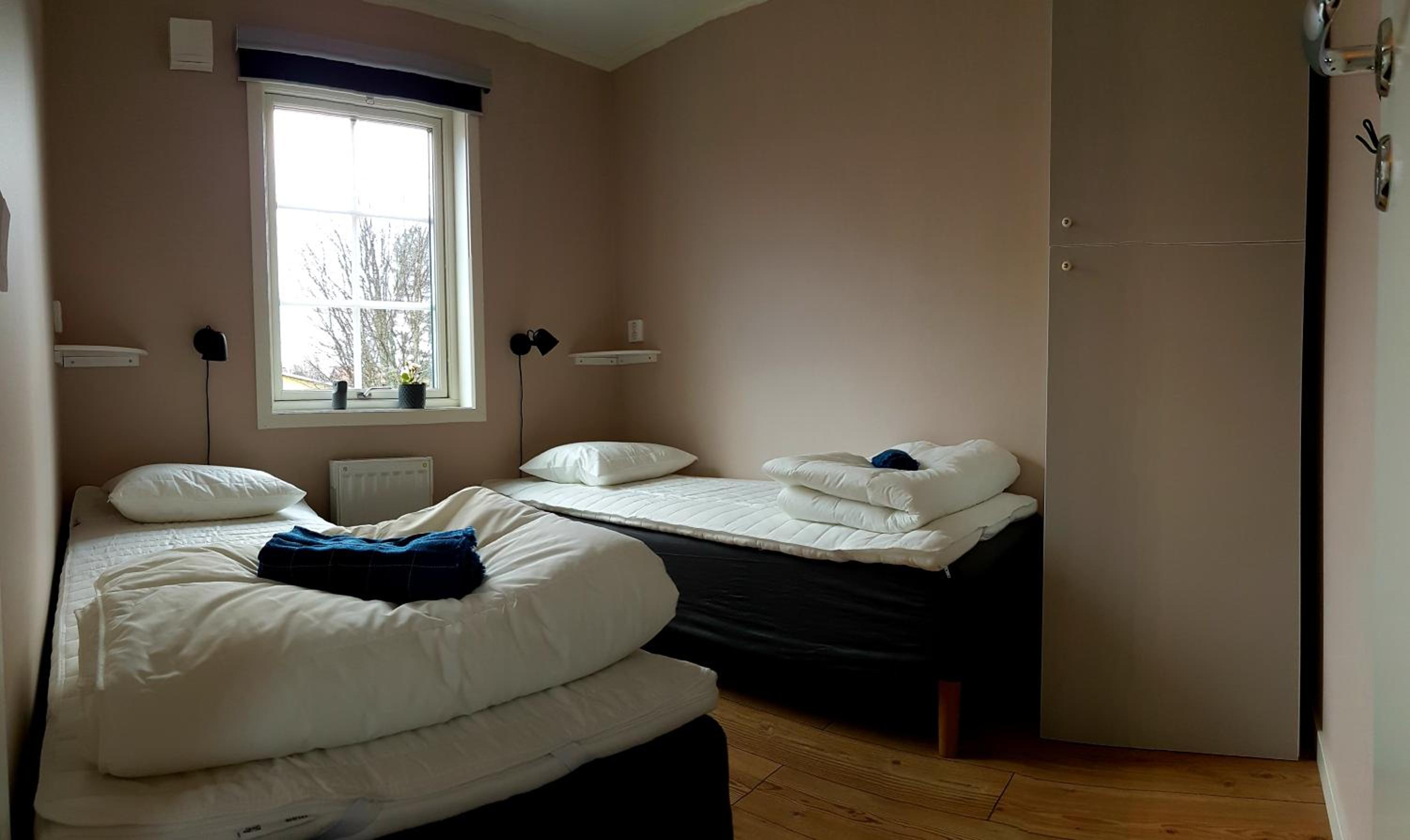 Two-Bedroom House - Photo 12