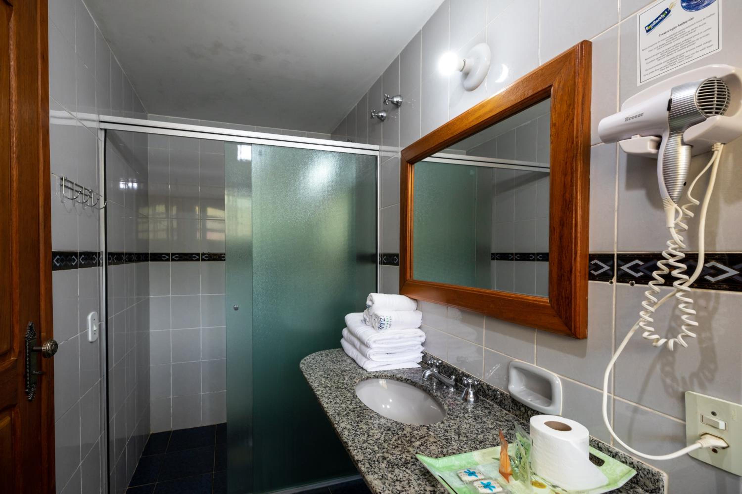 Standard Triple Room - Photo 3