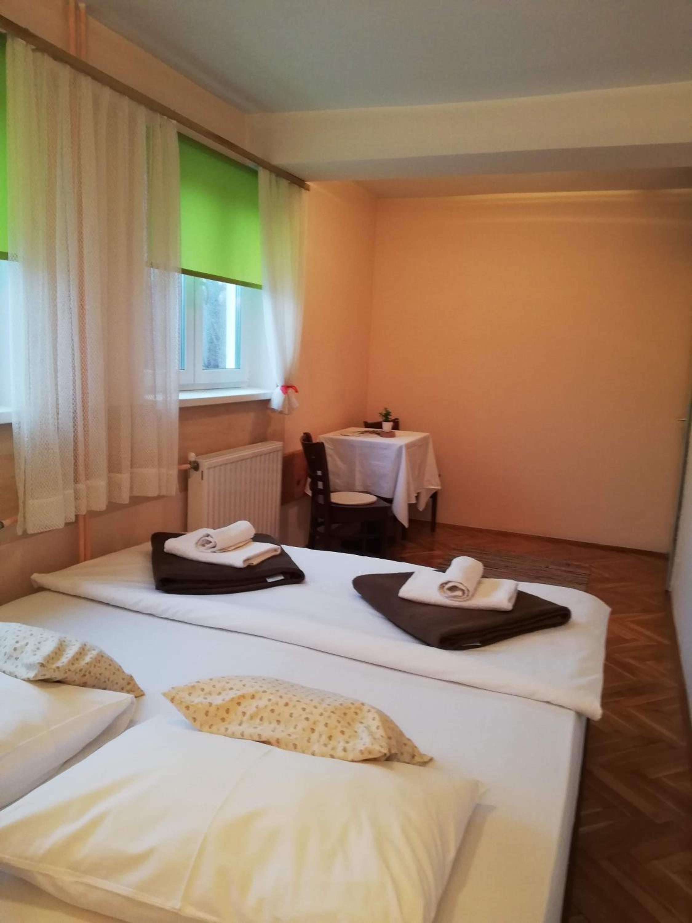 Double or Twin Room with Shared Bathroom photo 3