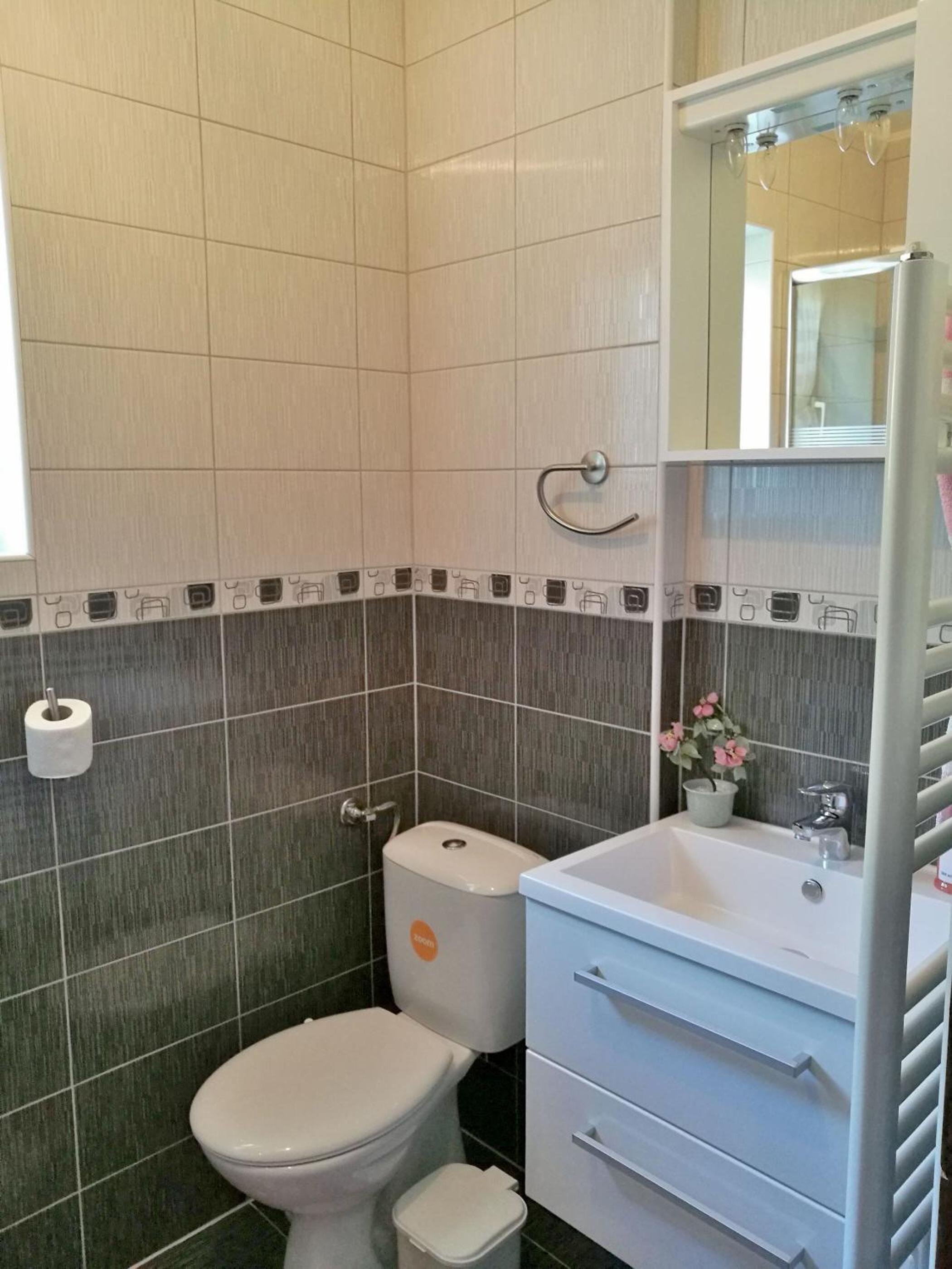 Three-Bedroom Vacation Home  - Photo 2