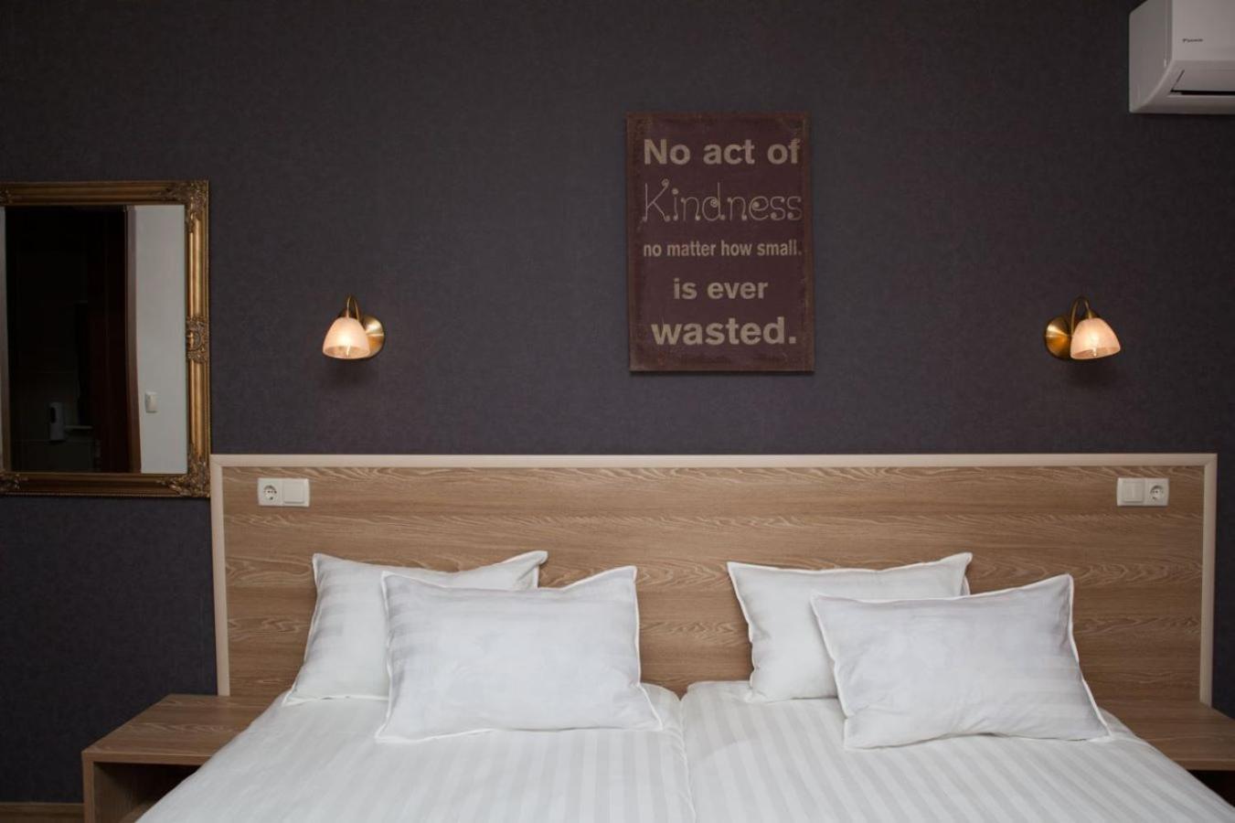 Double Room - Photo 1