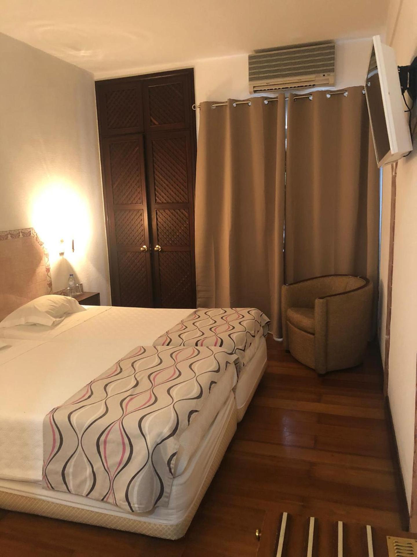 Twin Room with Balcony photo 3