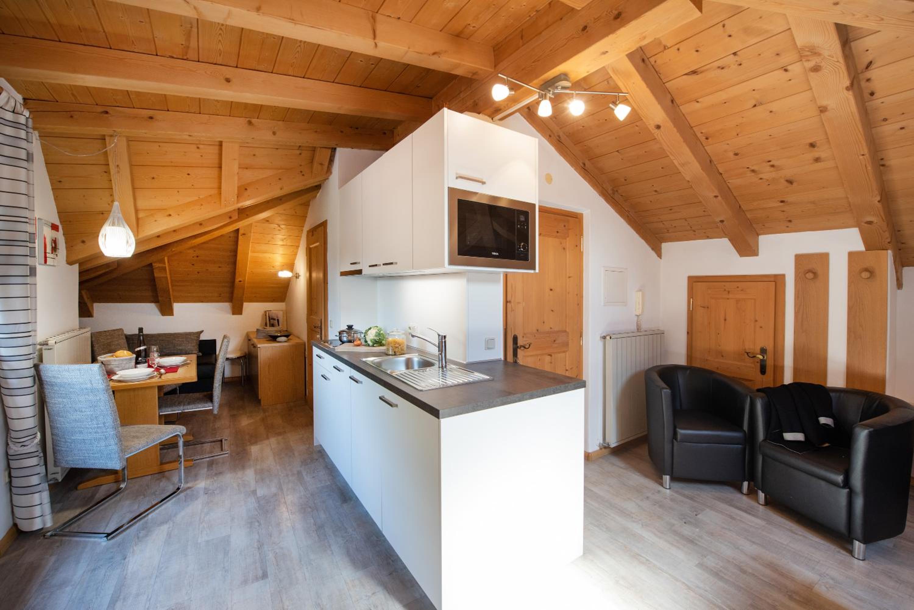 Studio Apartment photo 2